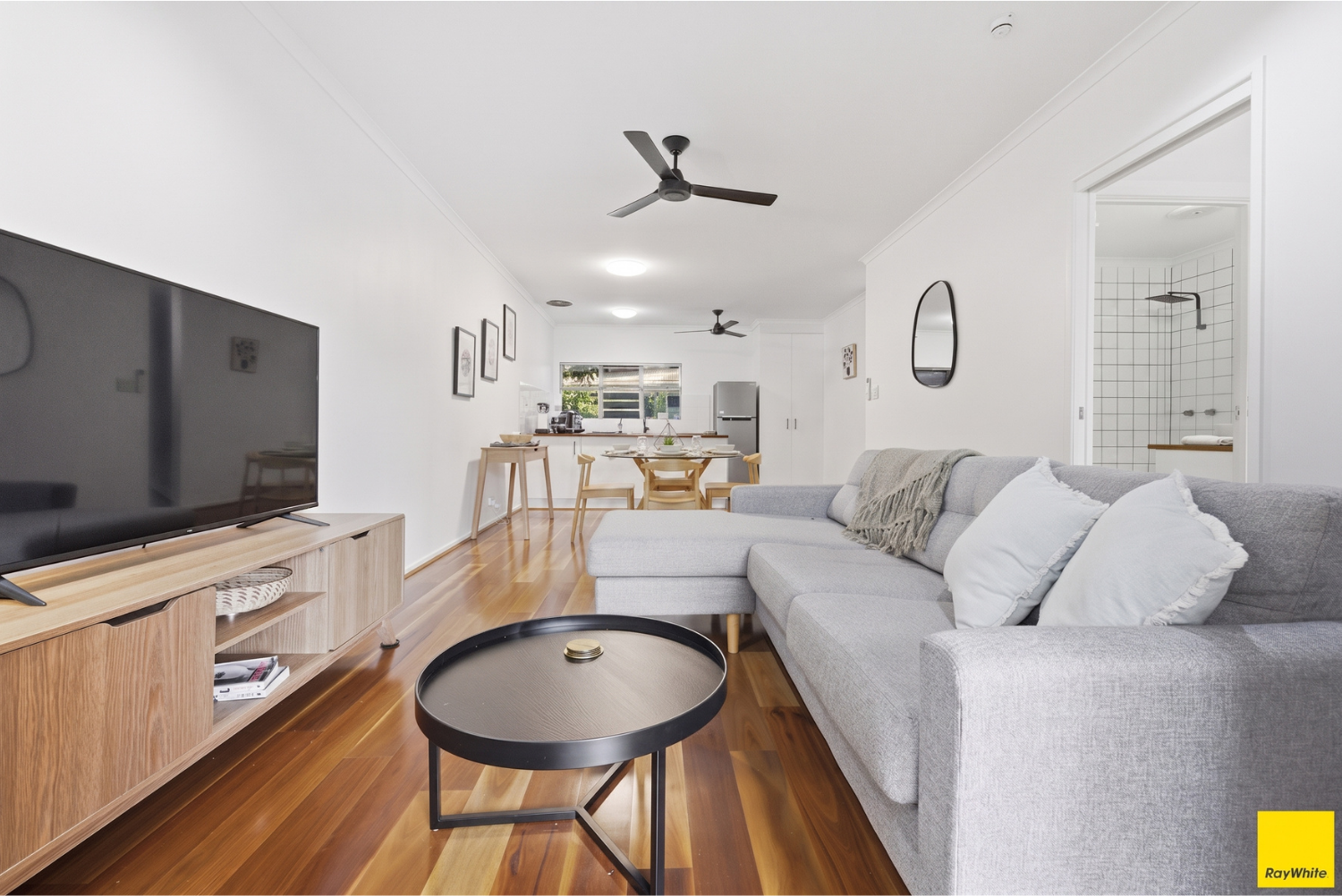 3/13 Amphora Street — photo 6 of 18