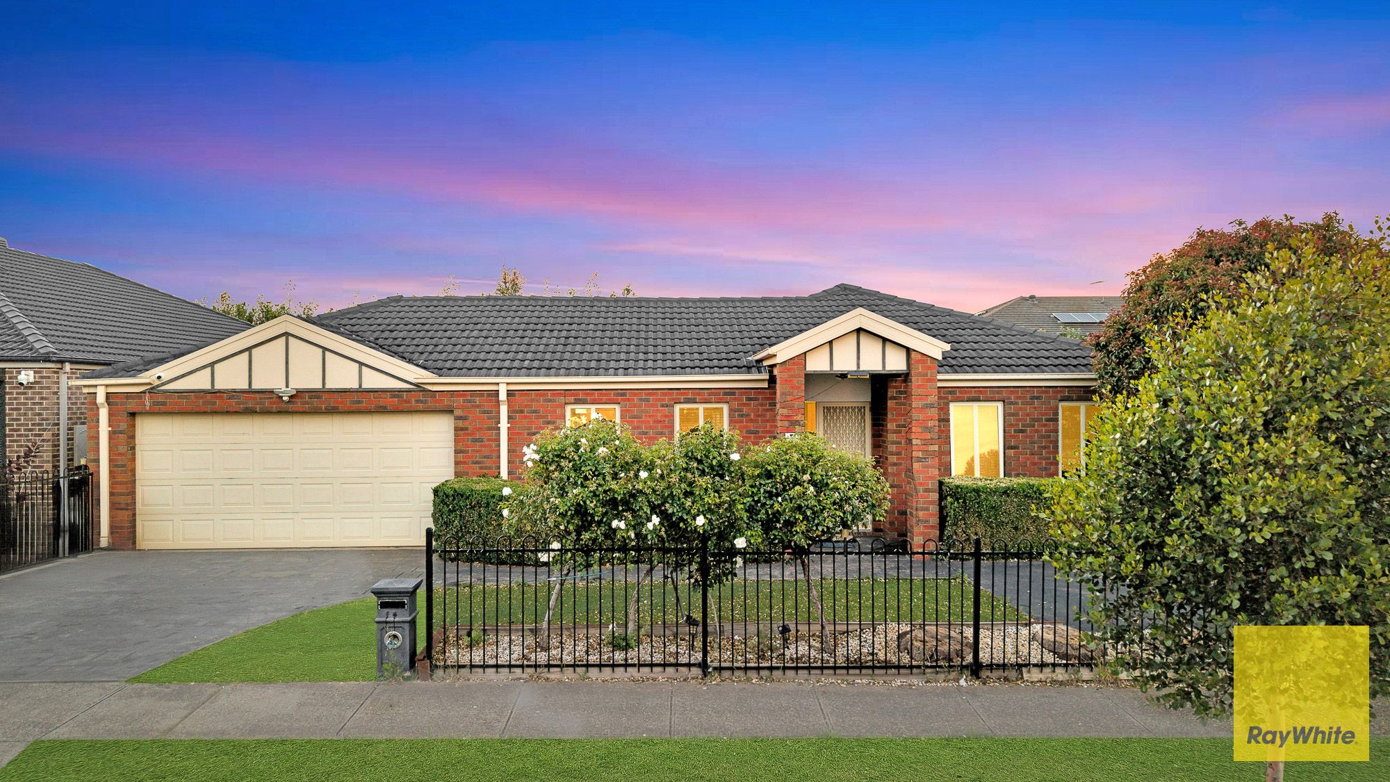 24 Thomas Carr Drive, Tarneit, VIC 3029