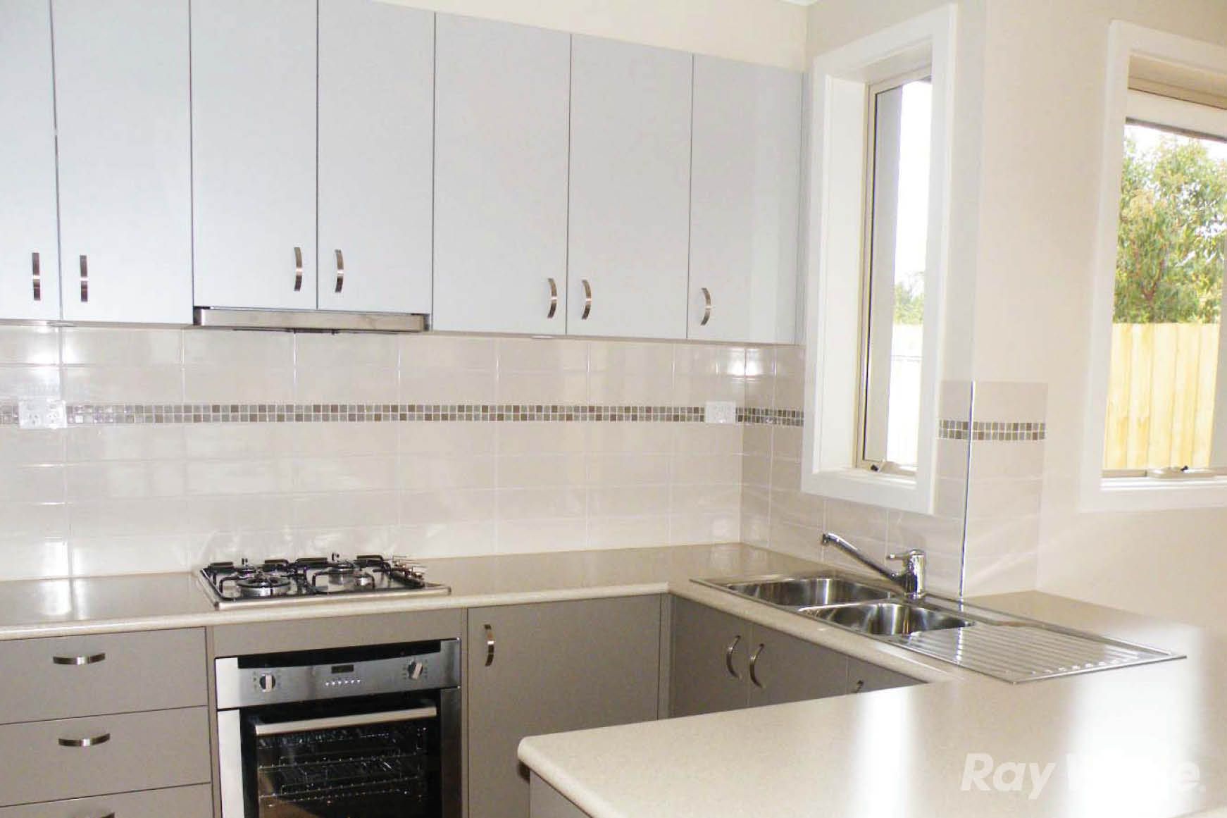 1/1 Wolseley Avenue, Glen Waverley, VIC 3150