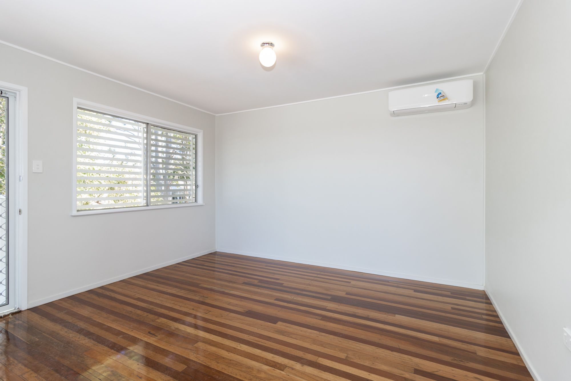 49 Petrel Avenue — photo 4 of 9