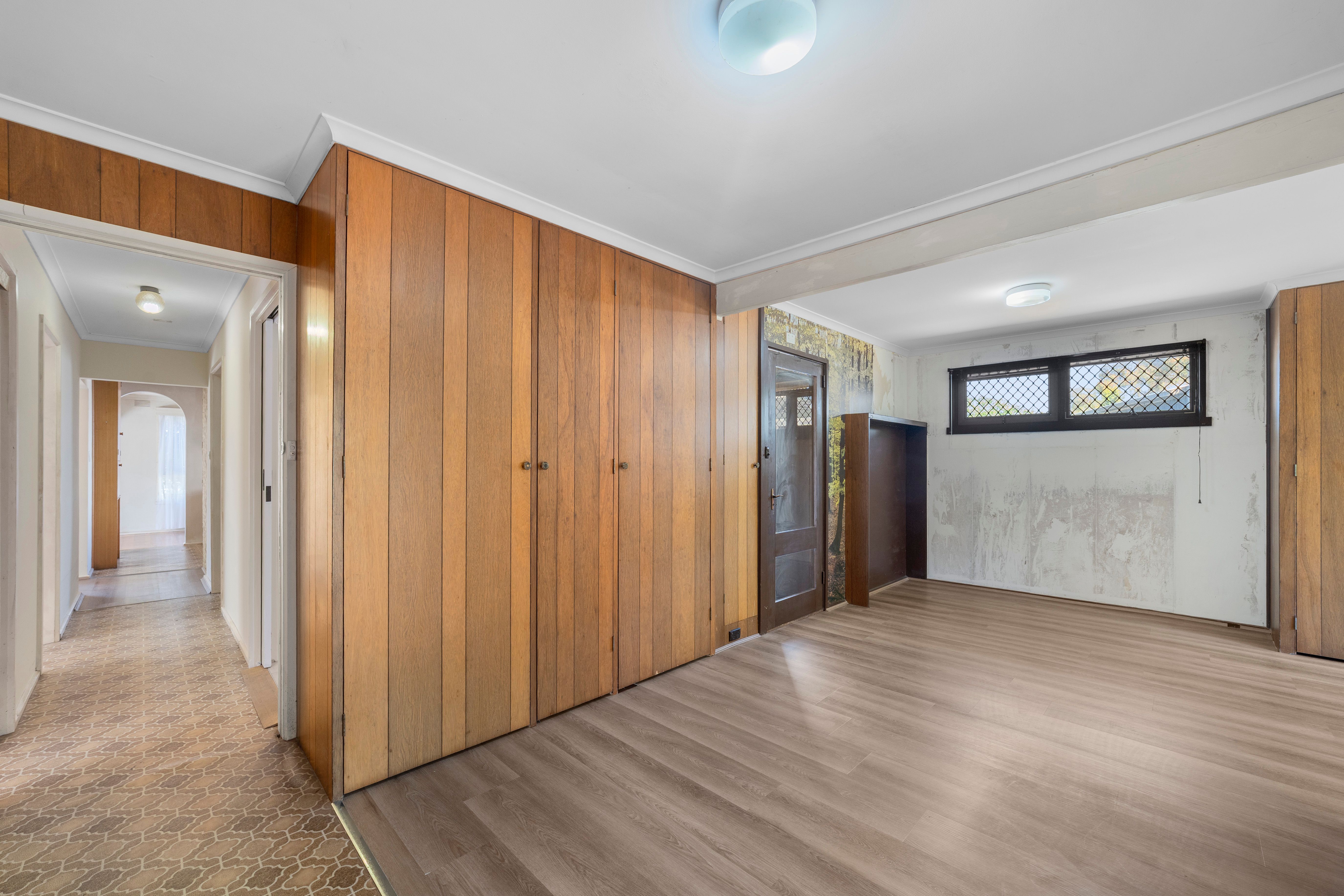 80 Mountain Gate Drive — photo 8 of 18