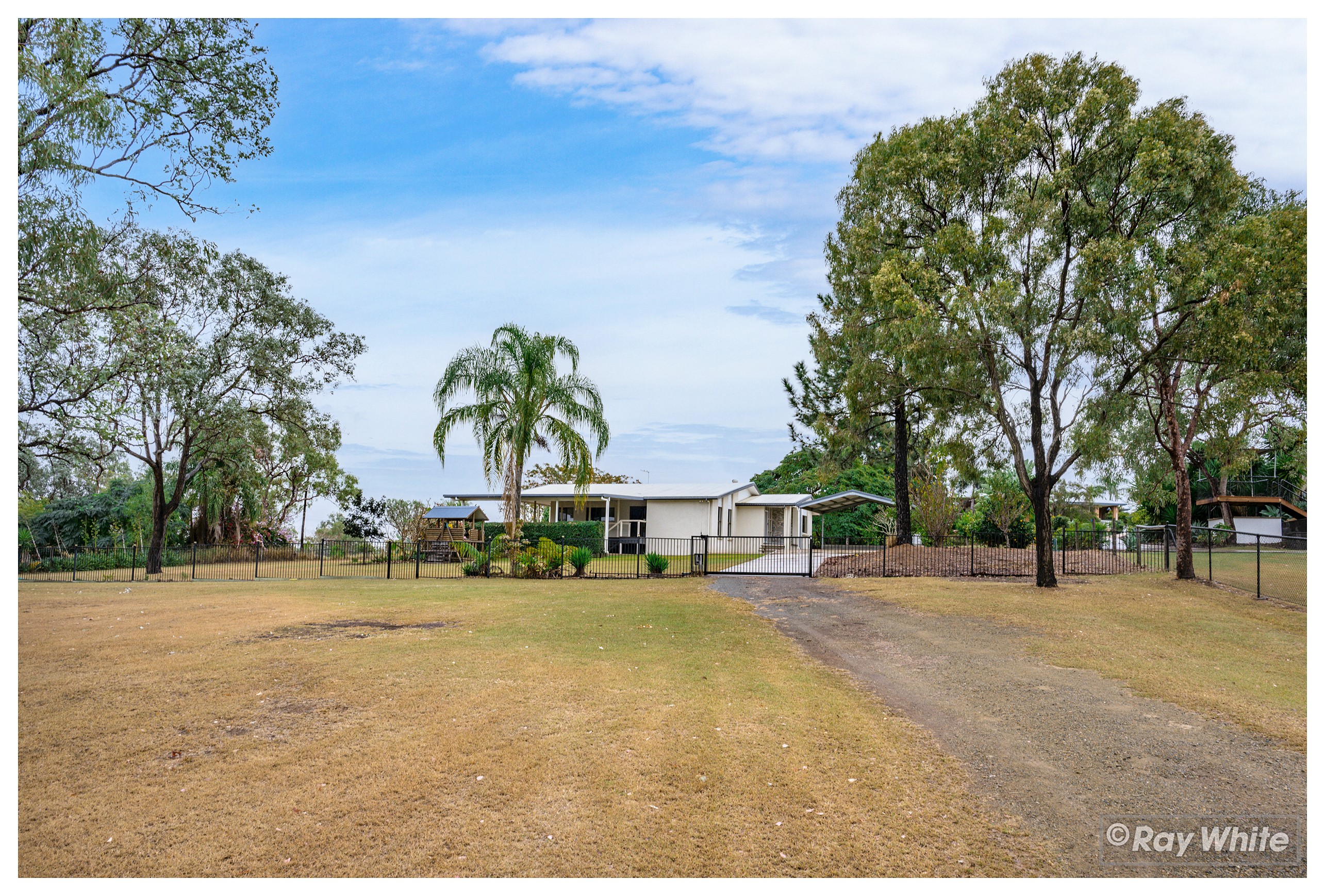 77 BUNYA Road, Rockyview, QLD 4701