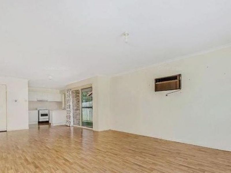30 Dowling Crescent, Eagleby, QLD 4207