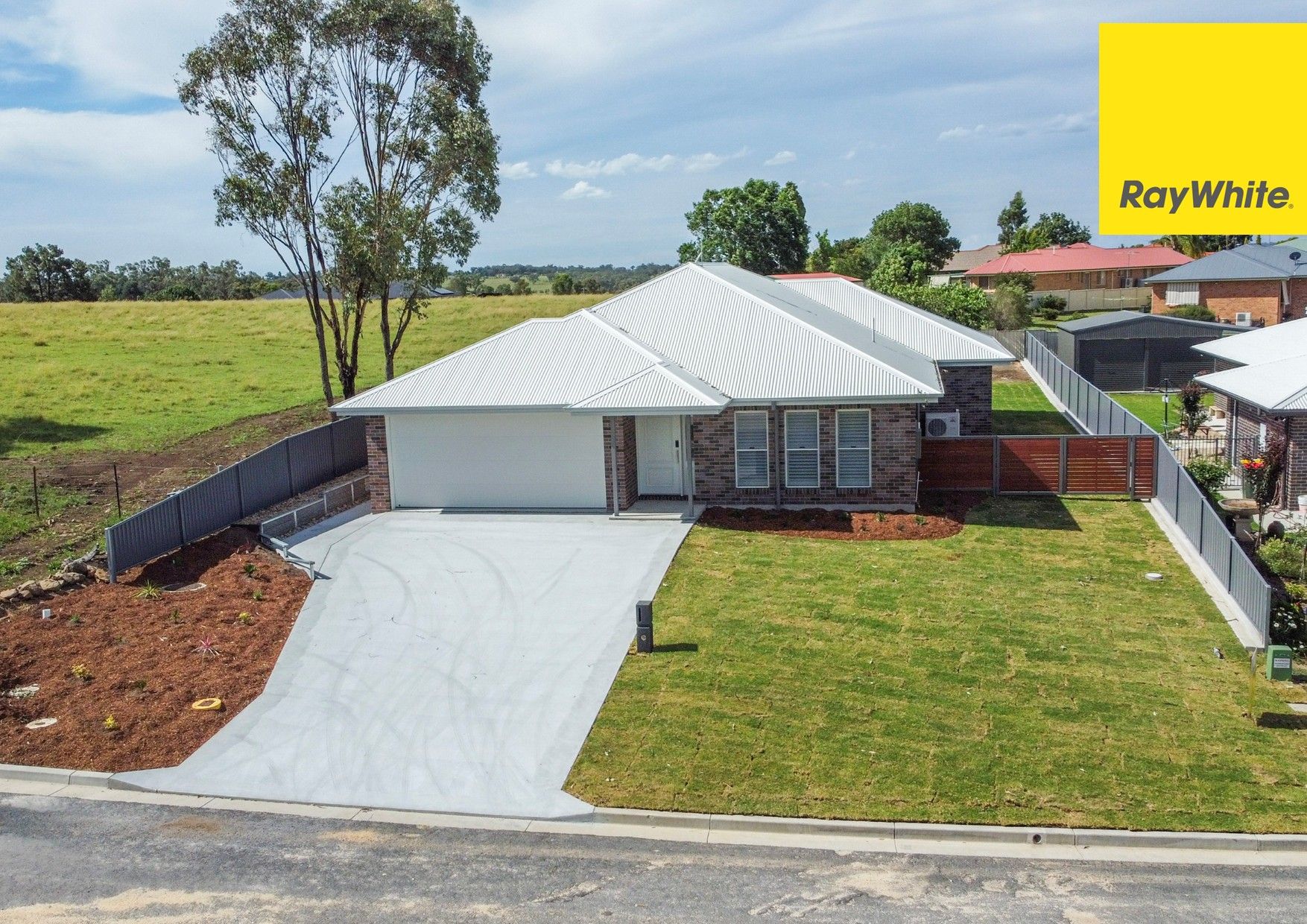 23 Terry Drive, Inverell NSW 2360