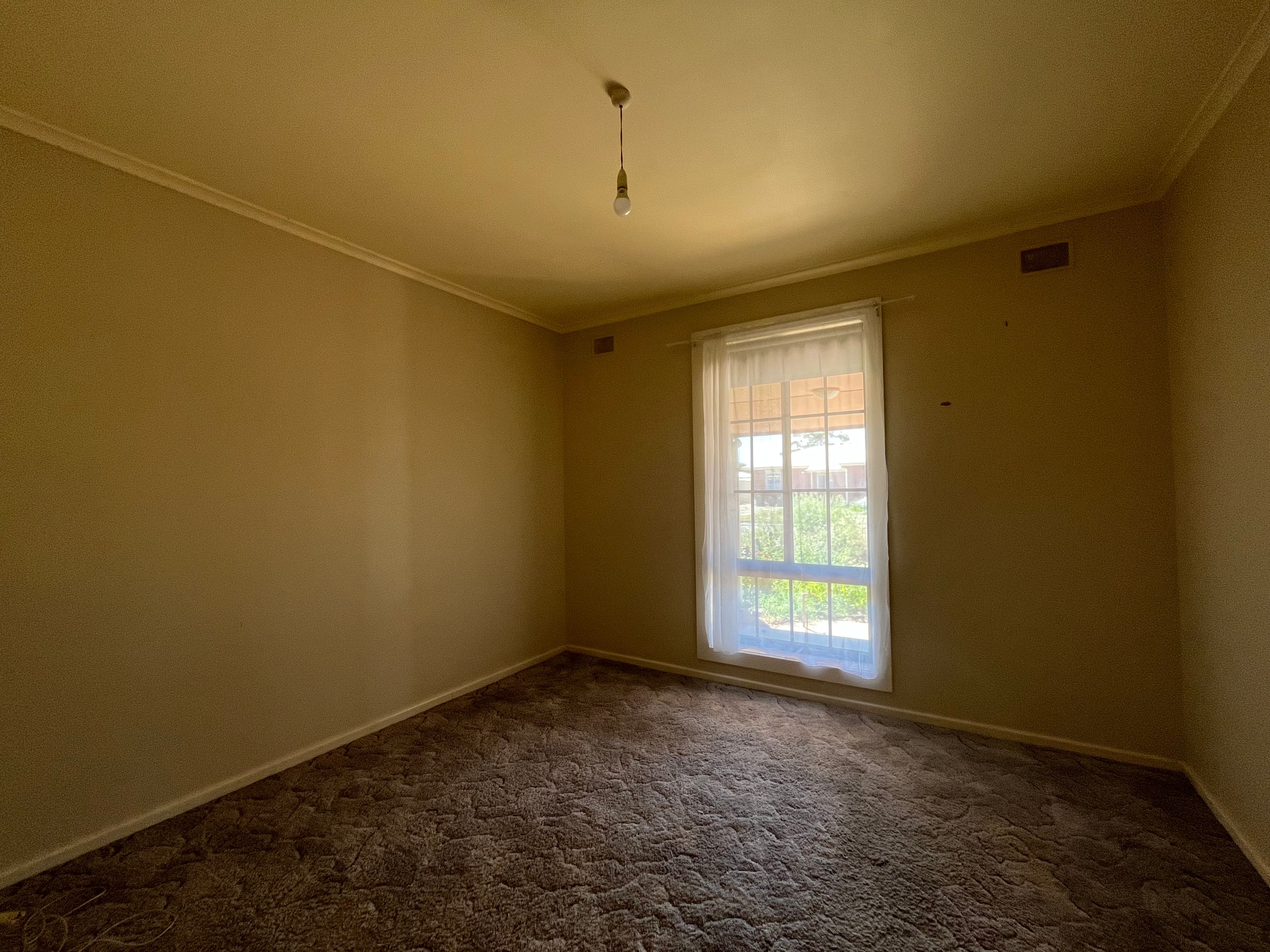33 Millowick Street — photo 6 of 8