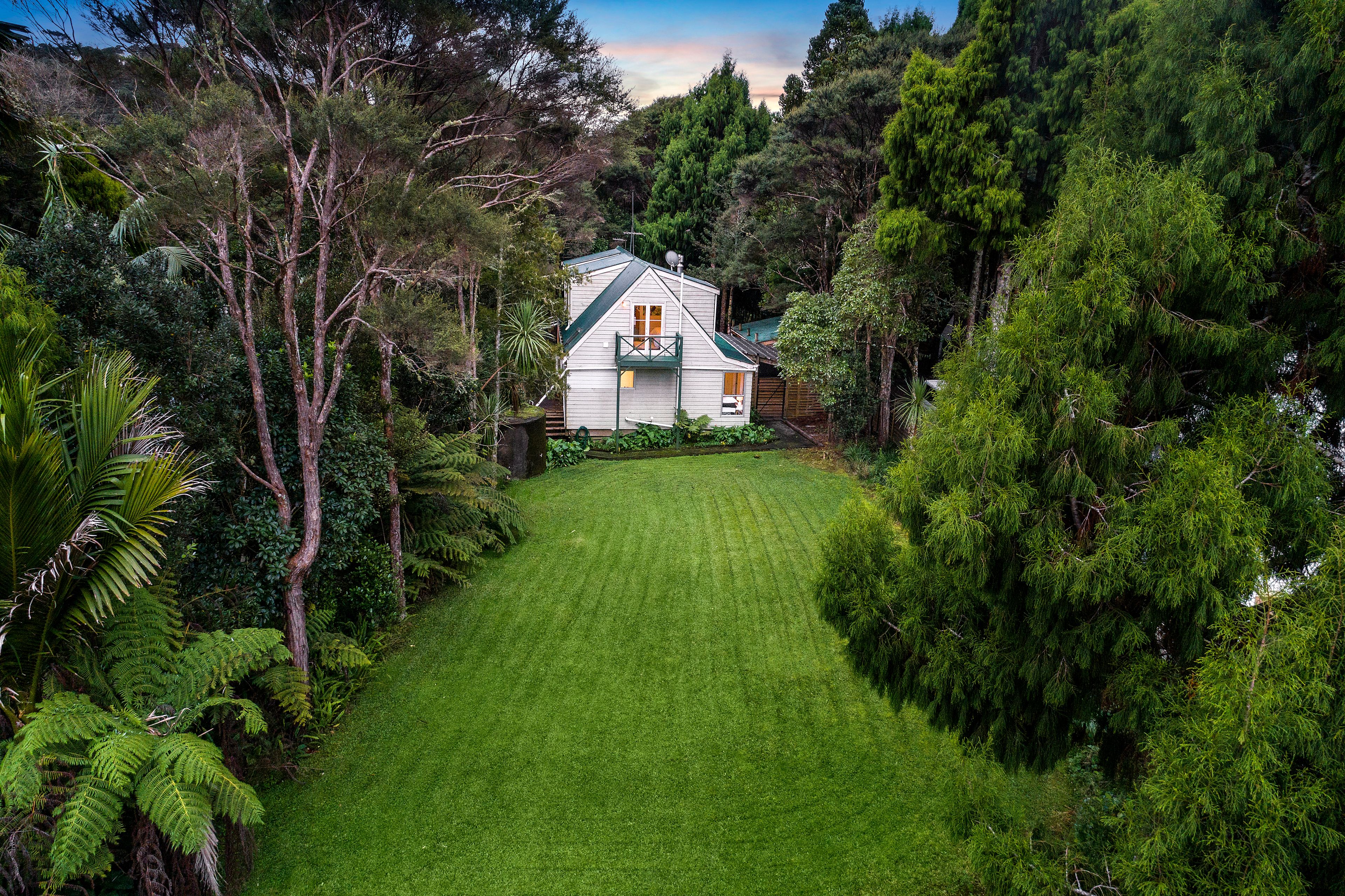 23 Napuka Road, Henderson Valley, Waitakere City