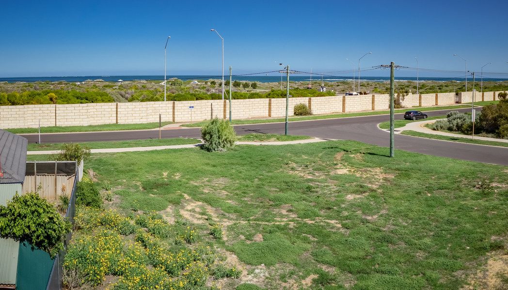 61 Eliot Street, Beachlands, WA 6530