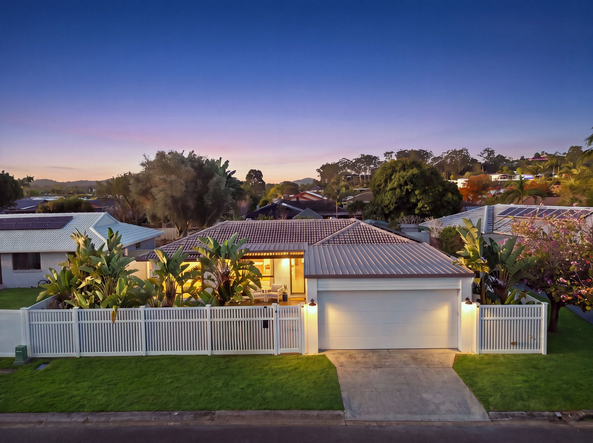 25 Seabrook Street, Elanora, QLD 4221