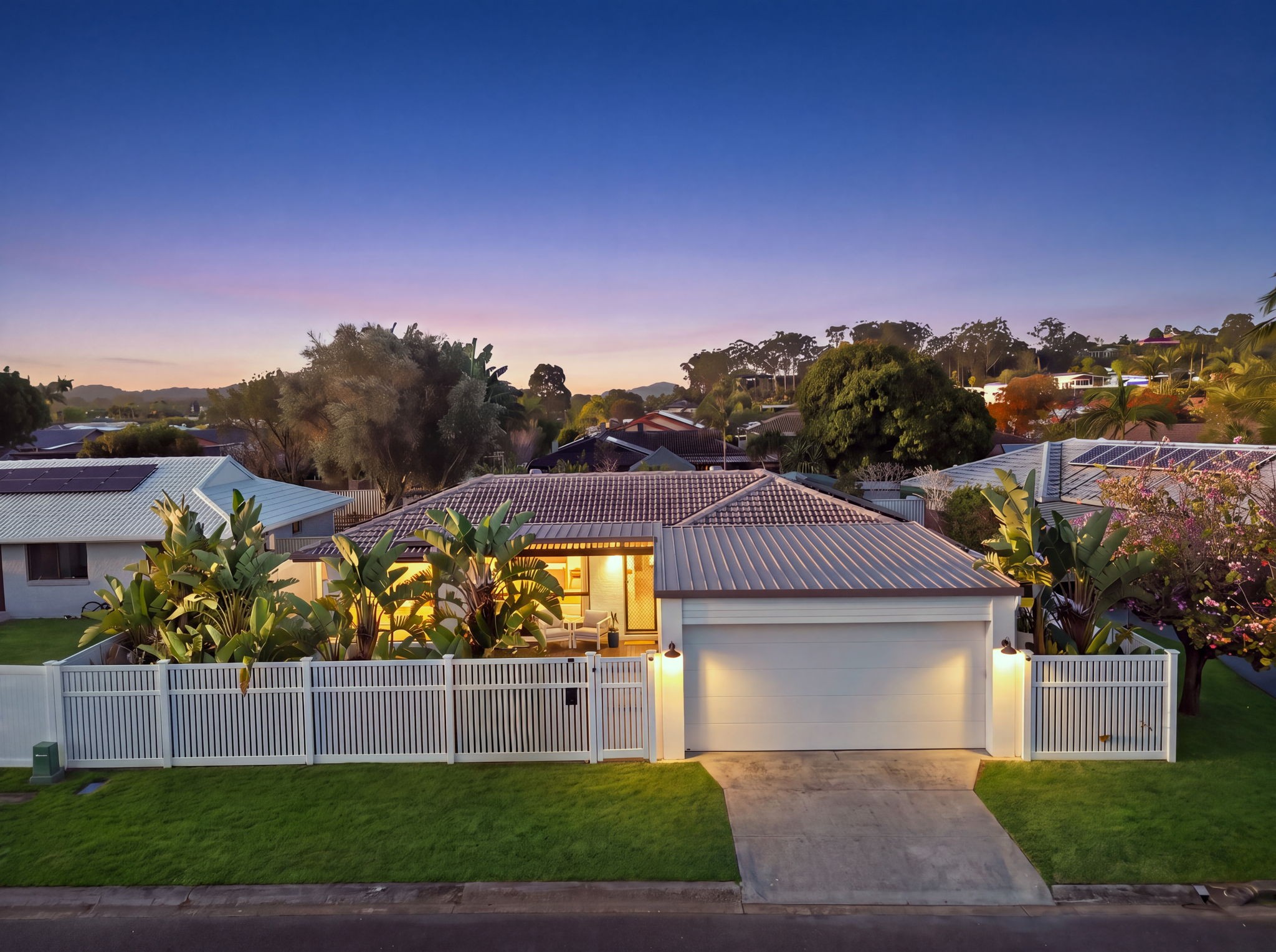 25 Seabrook Street, Elanora, QLD 4221