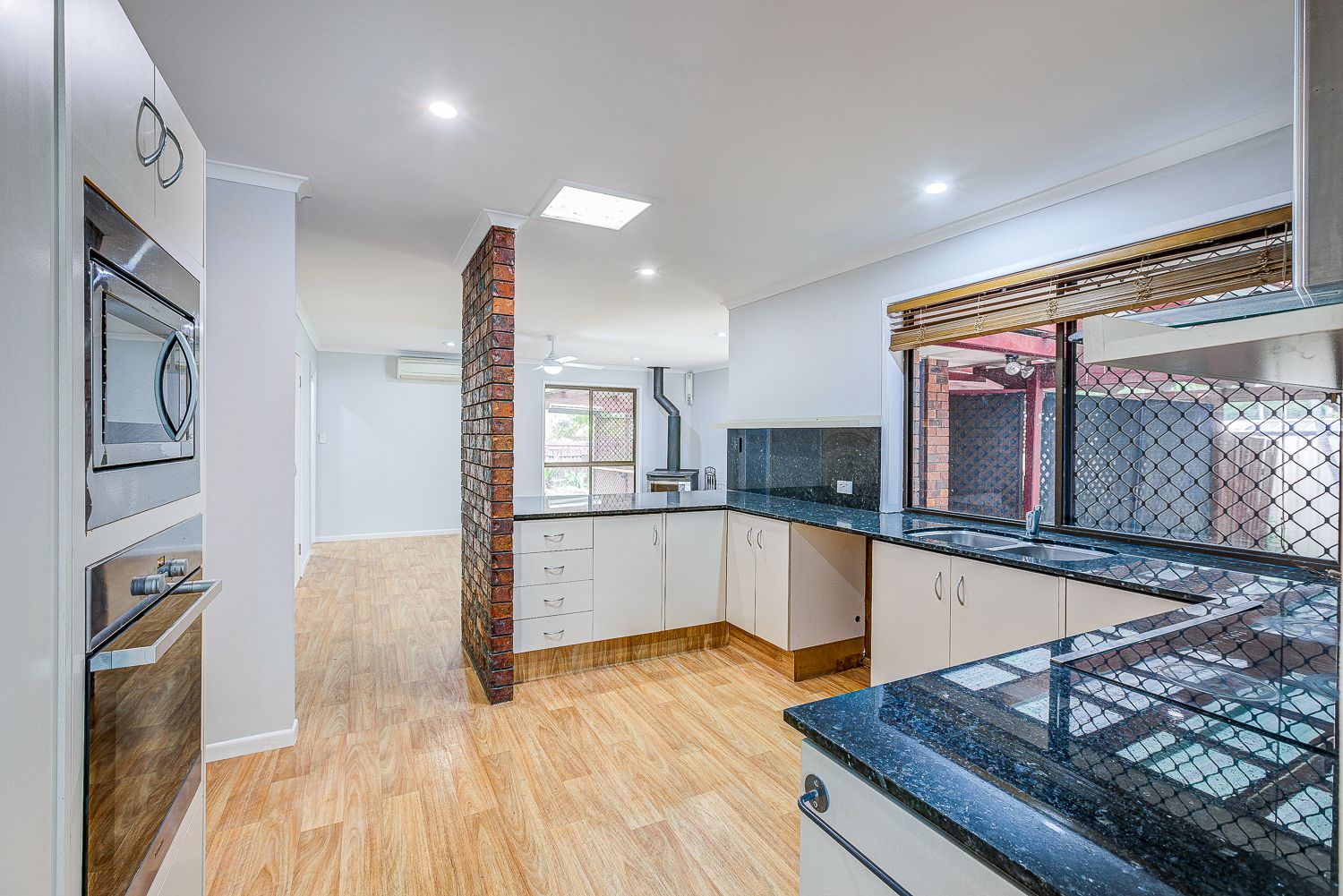 696 Browns Plains Road, Marsden, QLD 4132