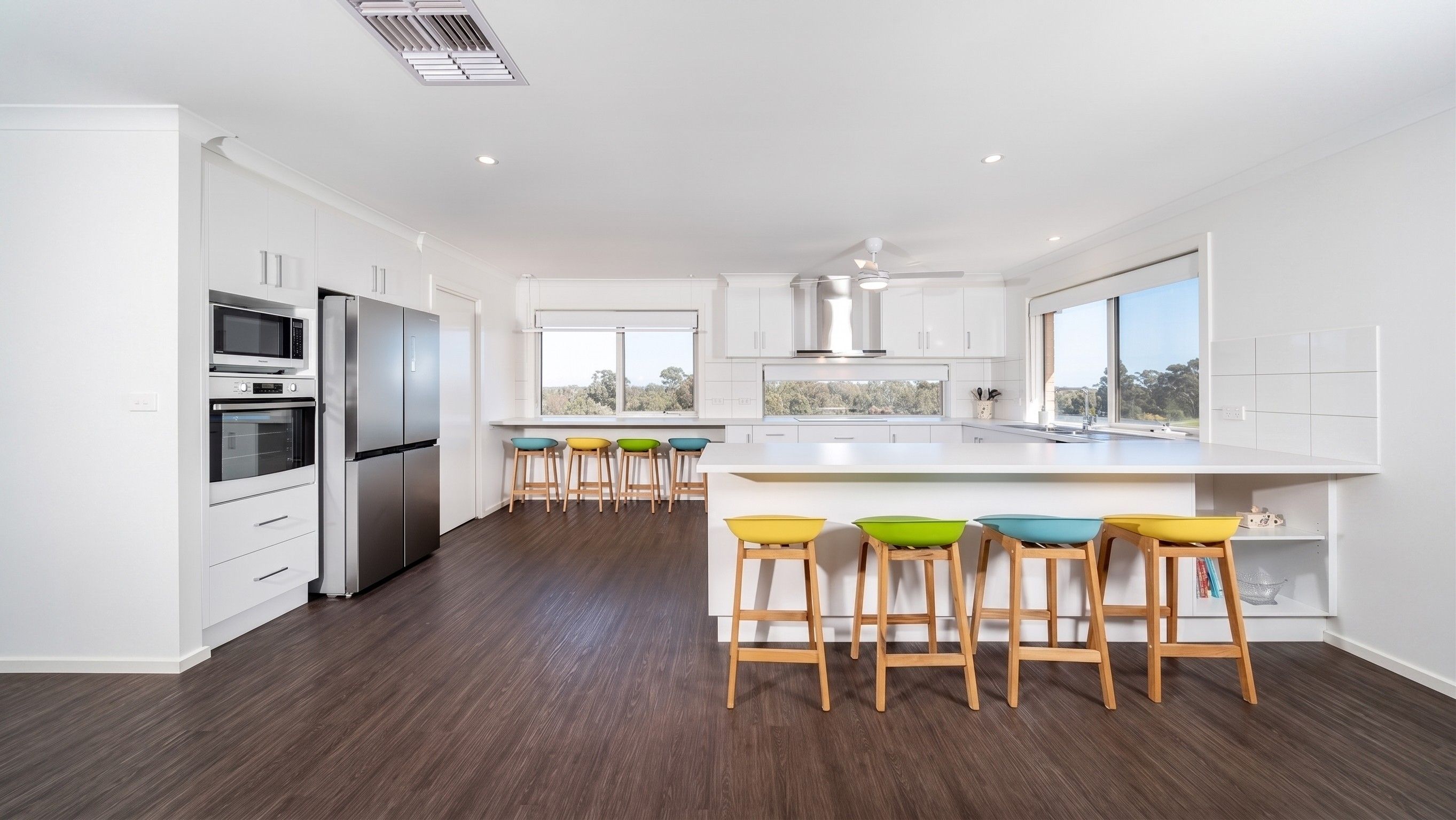 30-32 Scarlett Street, Avenel, VIC 3664