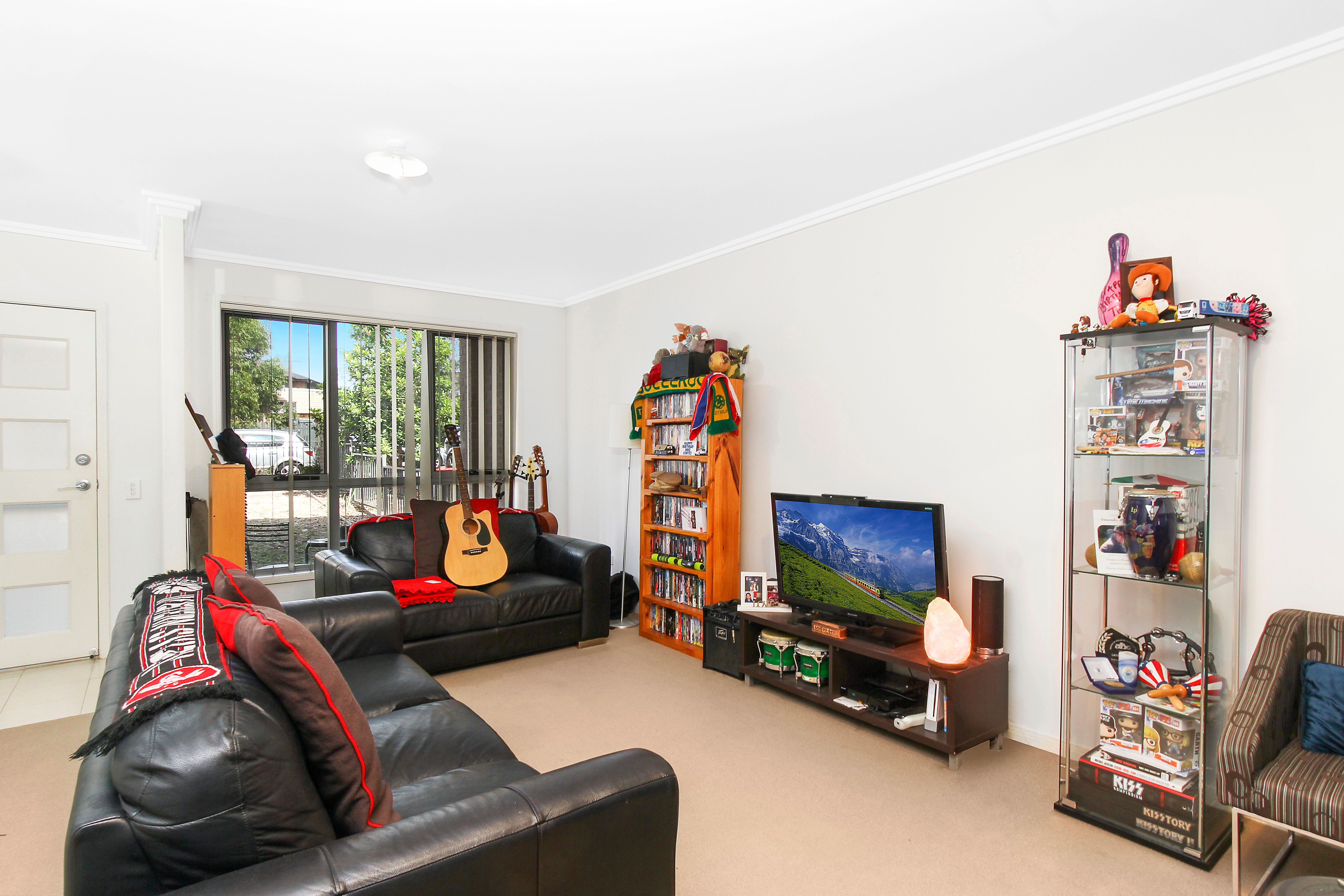 2/21 Cronin Place, Bonnyrigg, NSW 2177