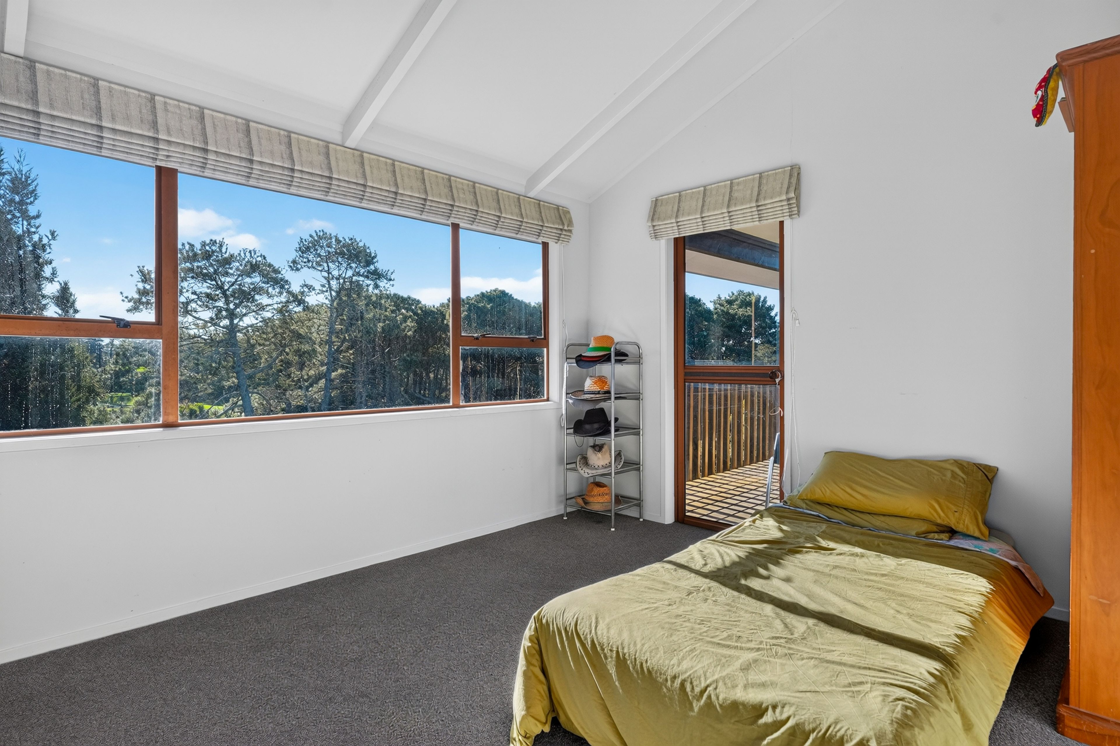 8 Aberdeen Road, Campbells Bay, North Shore City
