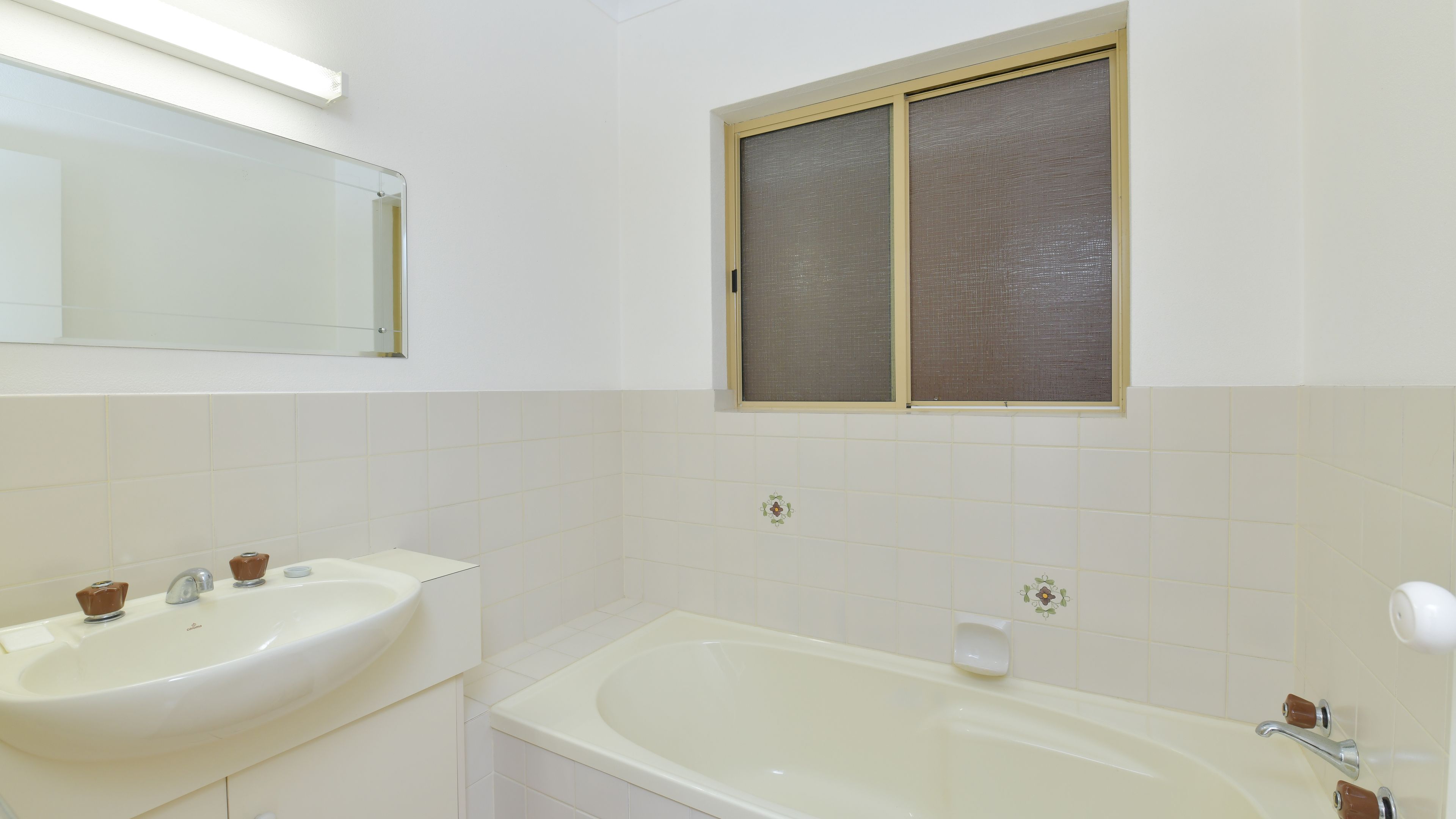 32 Turner Street — photo 13 of 24