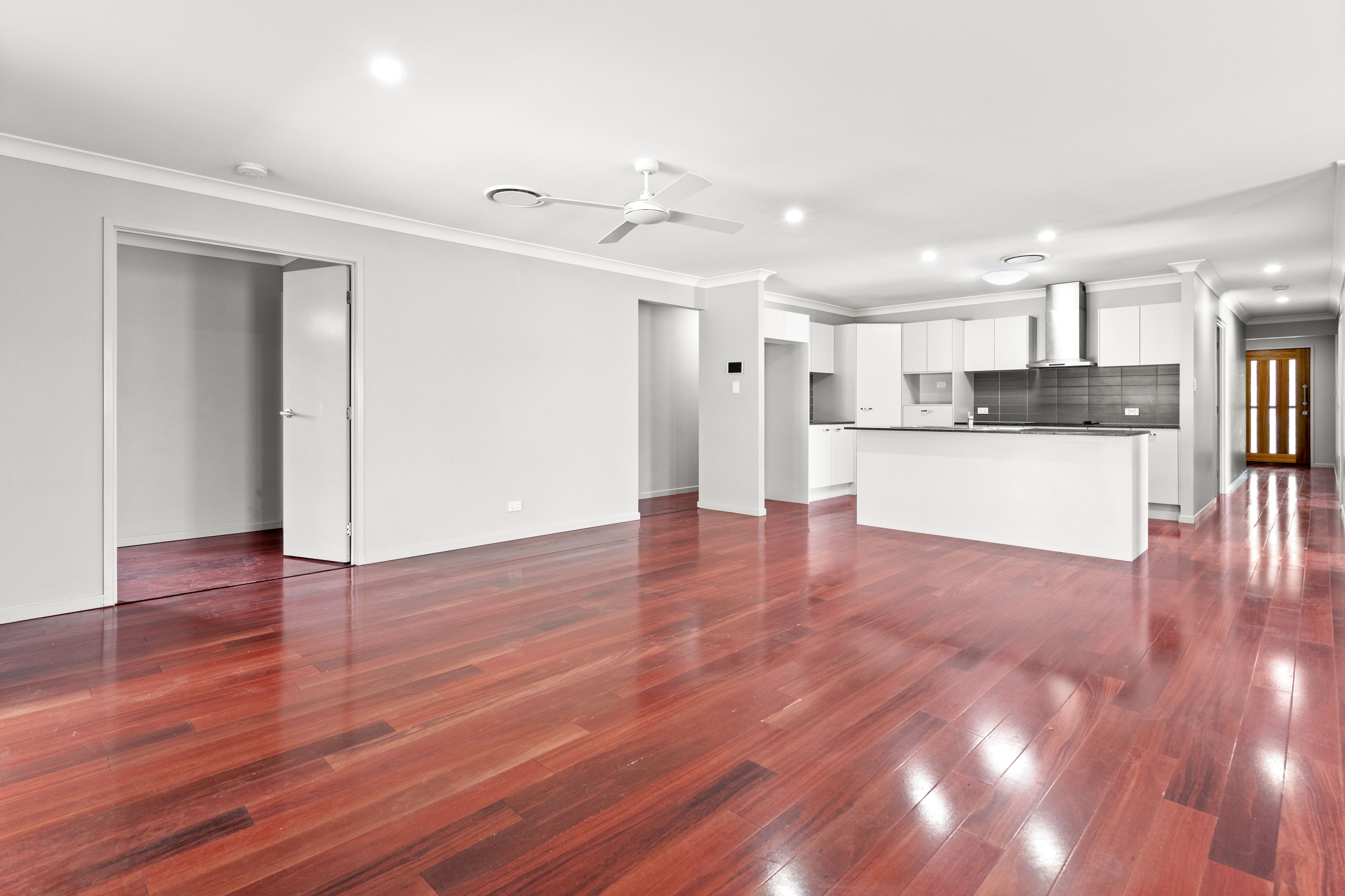 15 R Faulkners Road, Thagoona, QLD 4306