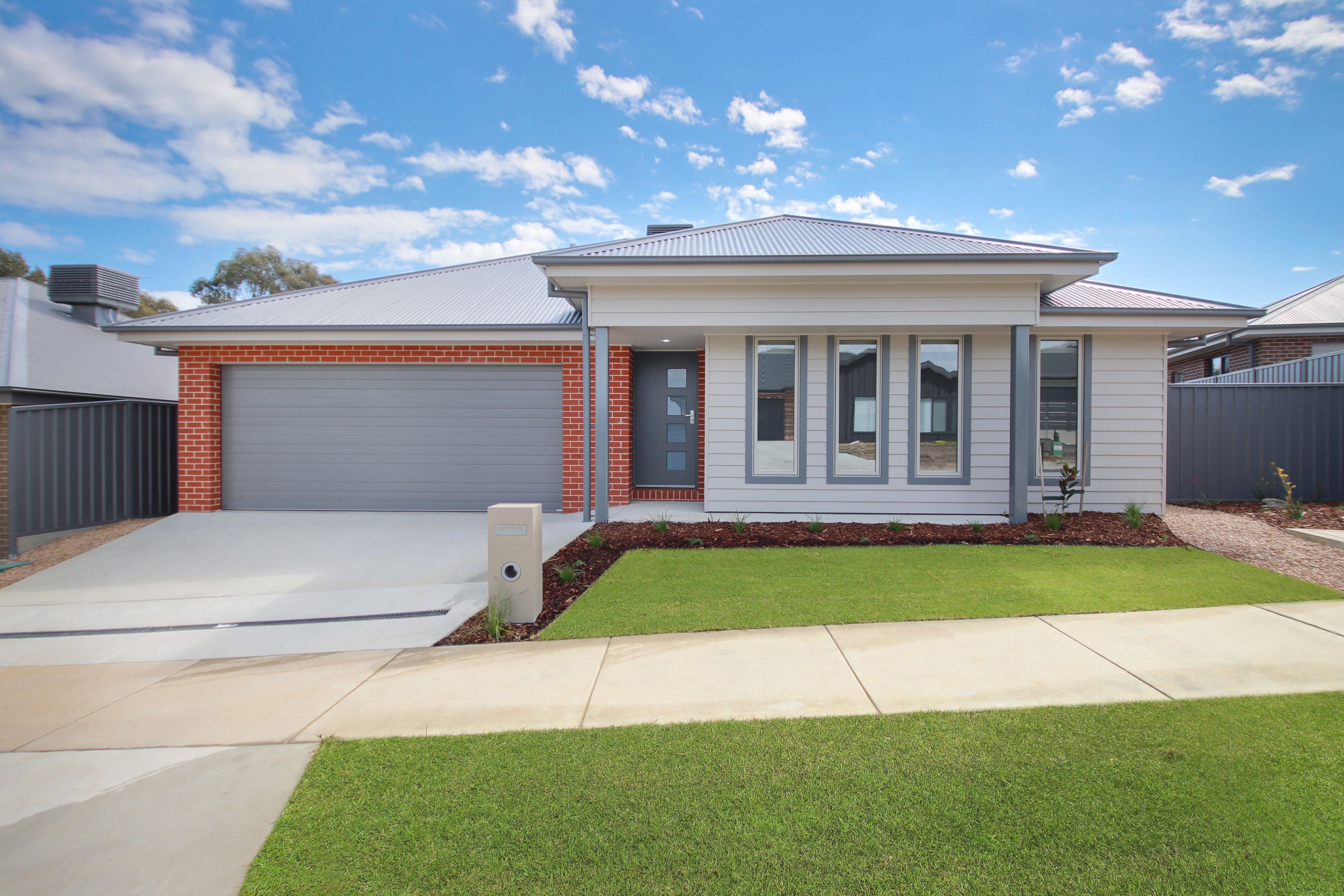46 Canterbury Road — photo from Ray White Albury North