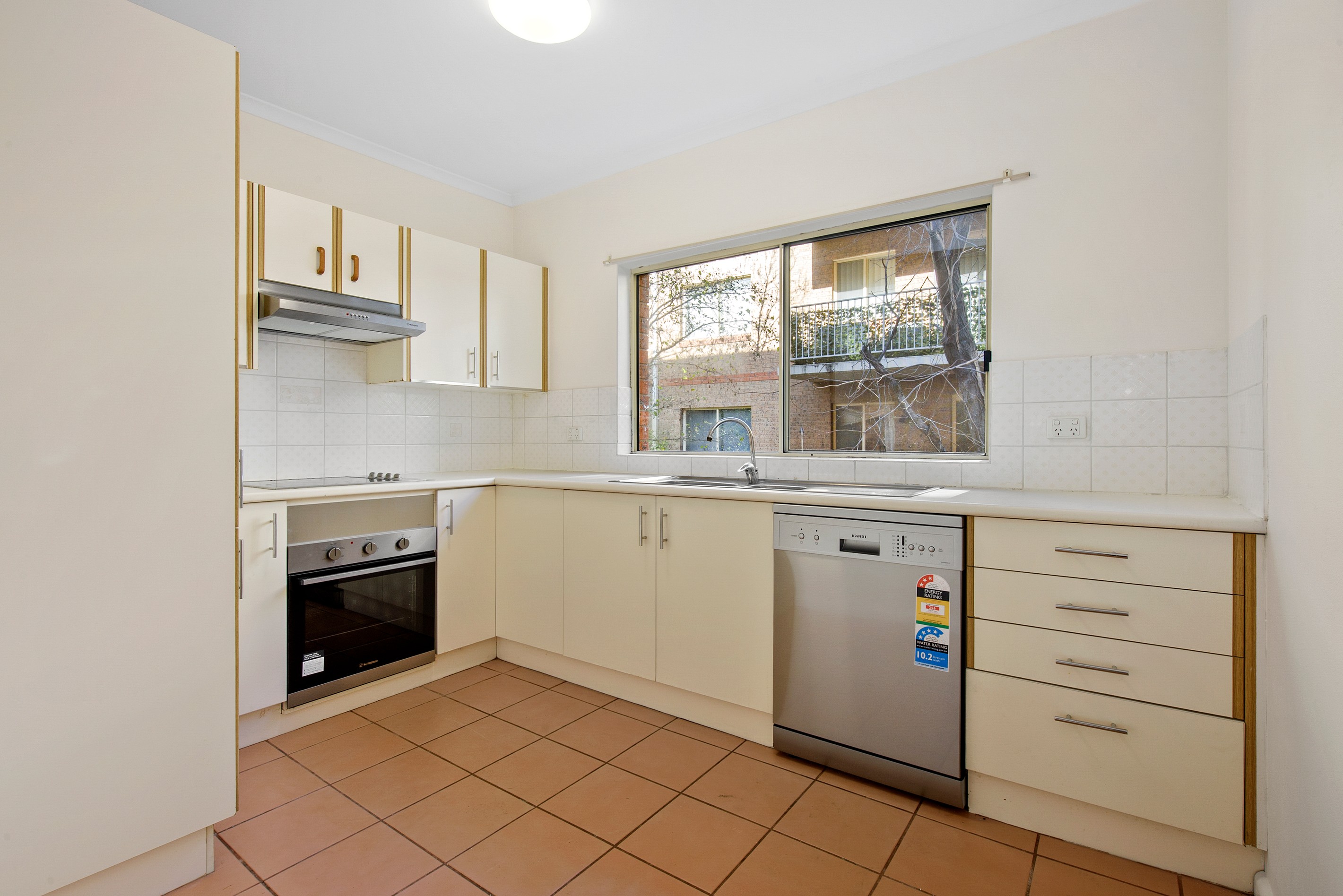 2/64 Albert Street, Hornsby, NSW 2077