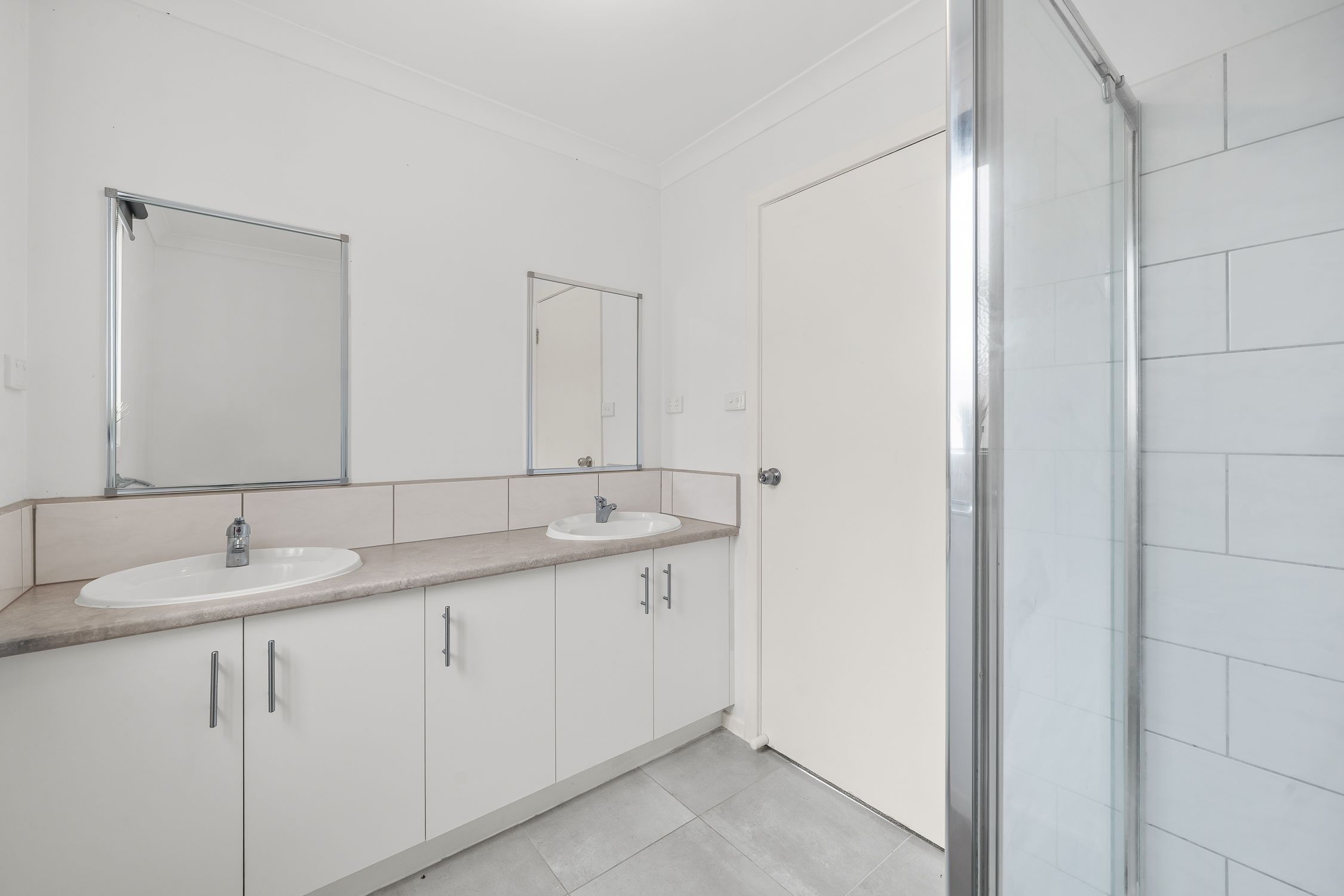 32 Cumberland Drive — photo 9 of 10