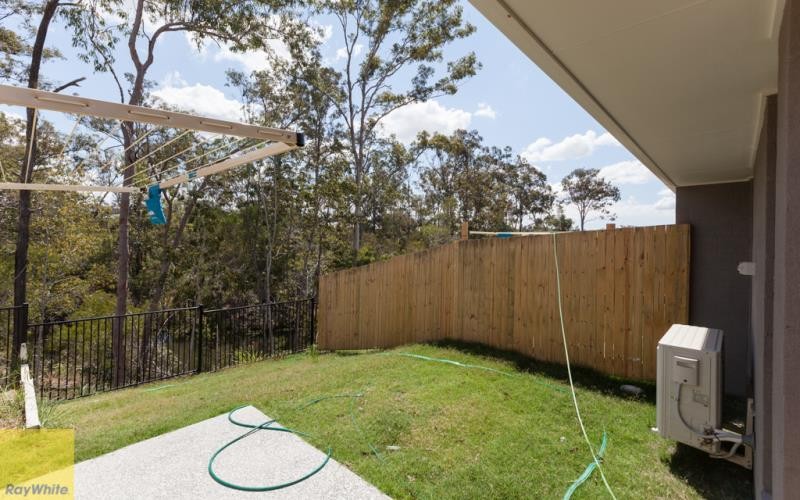 2/21 Haven Drive, Holmview, QLD 4207