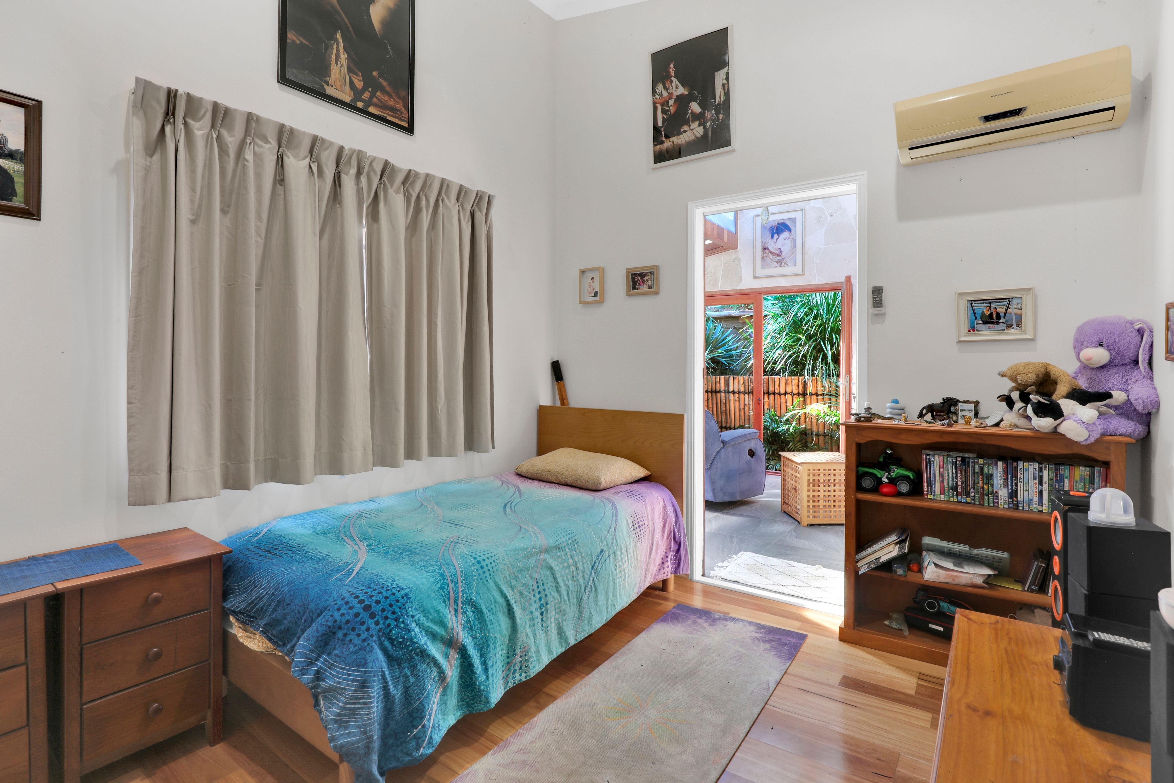 2/22 Samarinda Way — photo 12 of 27