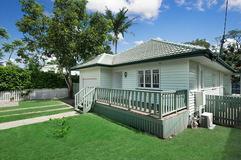 258 Verney Road East, Graceville QLD 4075