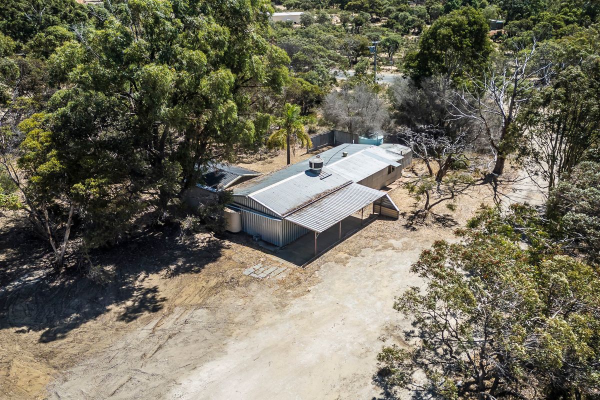 30 Blackbutt Grove, Gabbadah, WA 6041