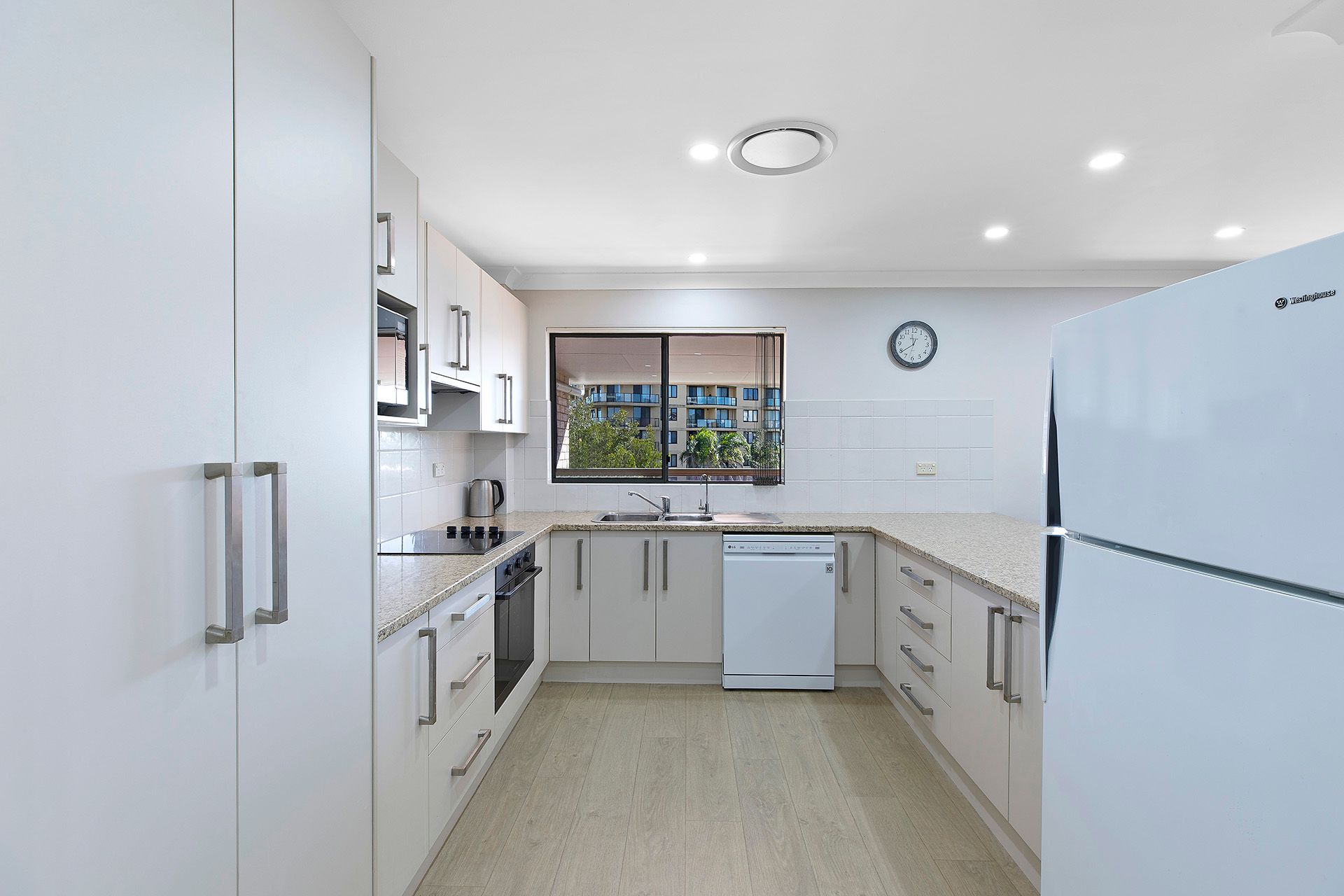 23/9 Bayview Avenue — photo 5 of 16