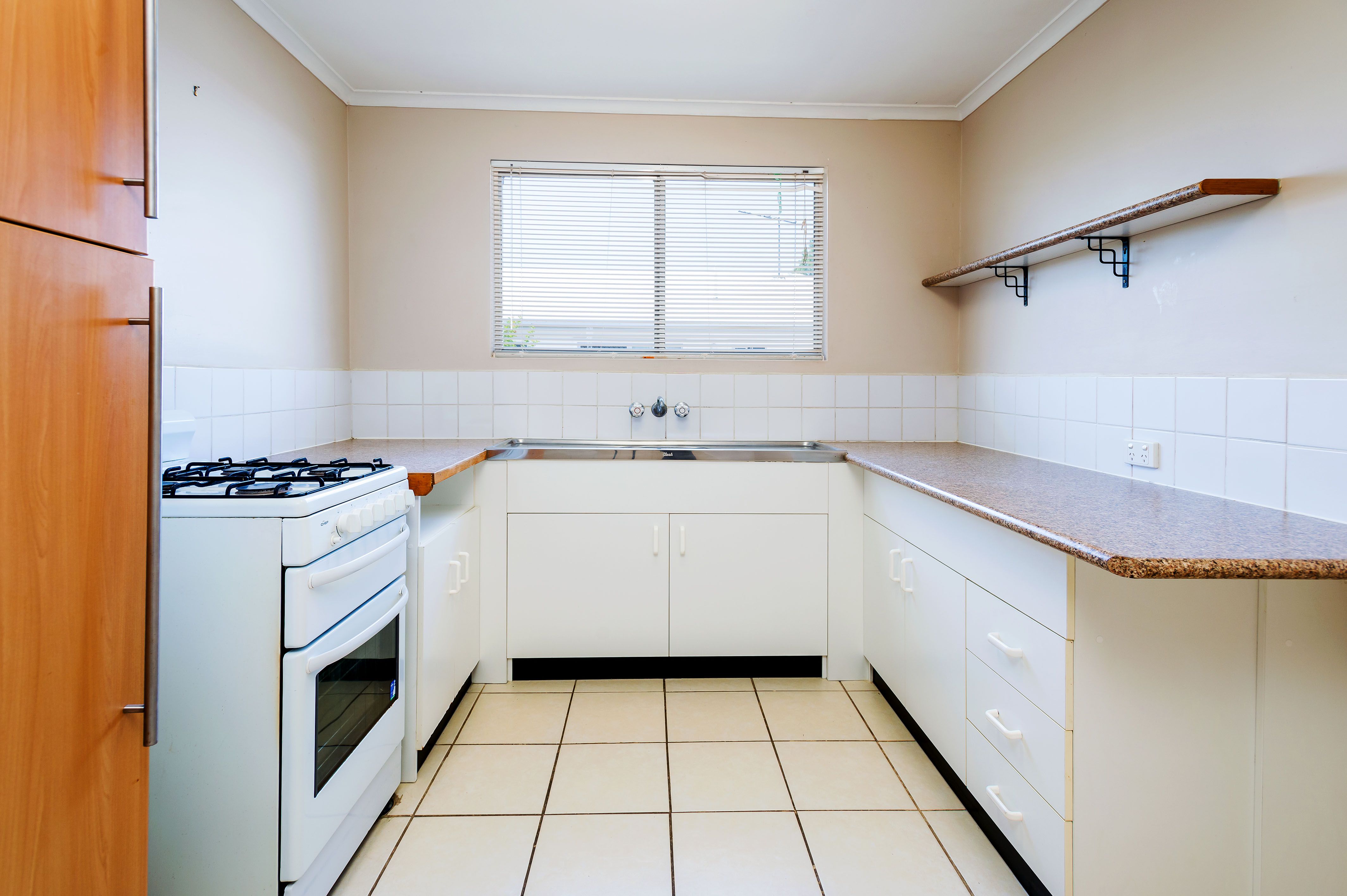 1/41 Burlington Street, Holland Park, QLD 4121
