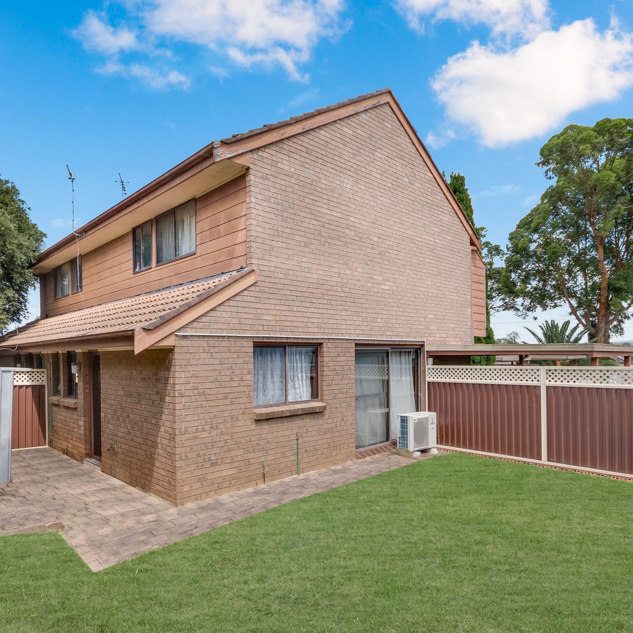4/8 Margaret Street, Minto, NSW 2566