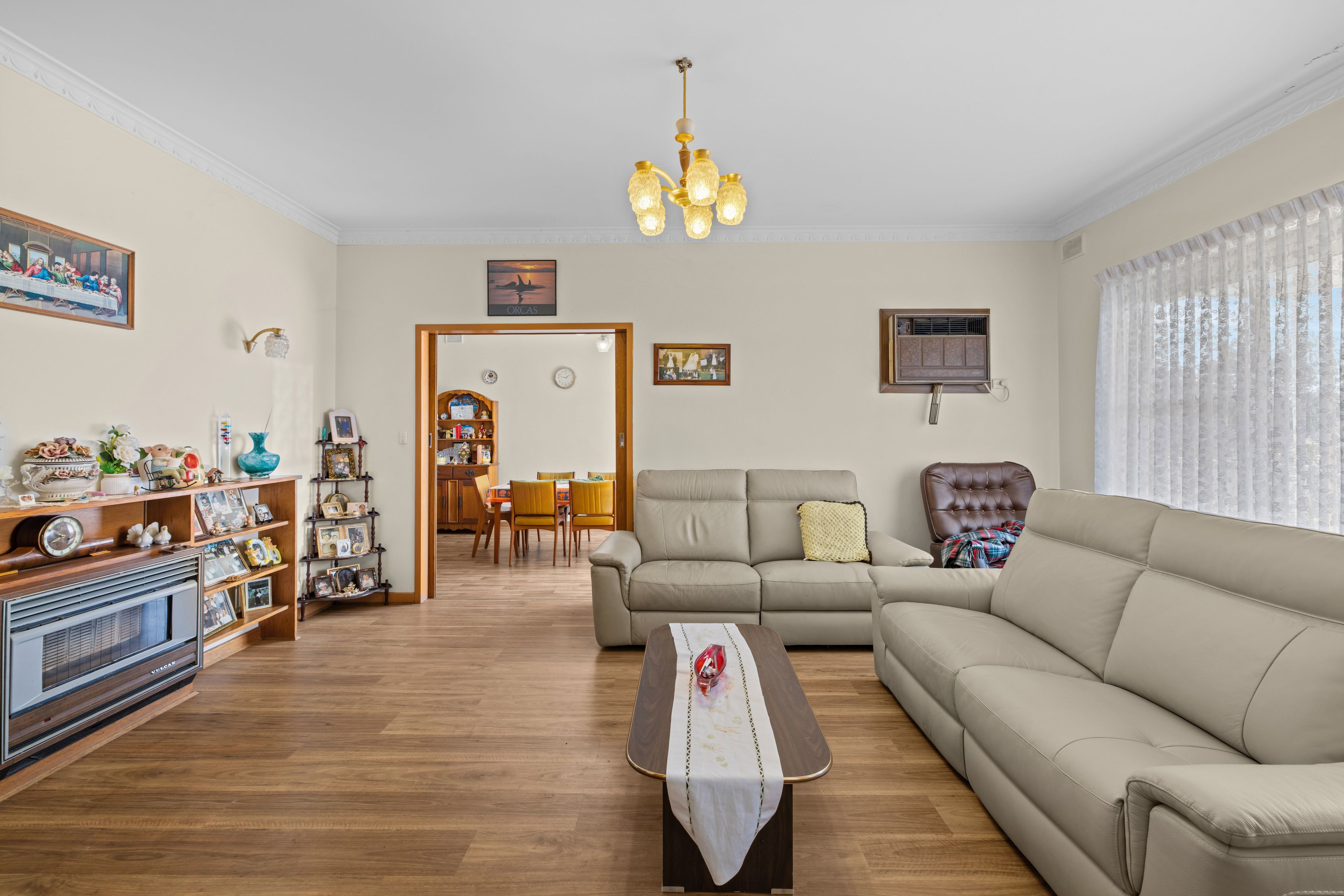 12 Trevor Avenue — photo 8 of 25