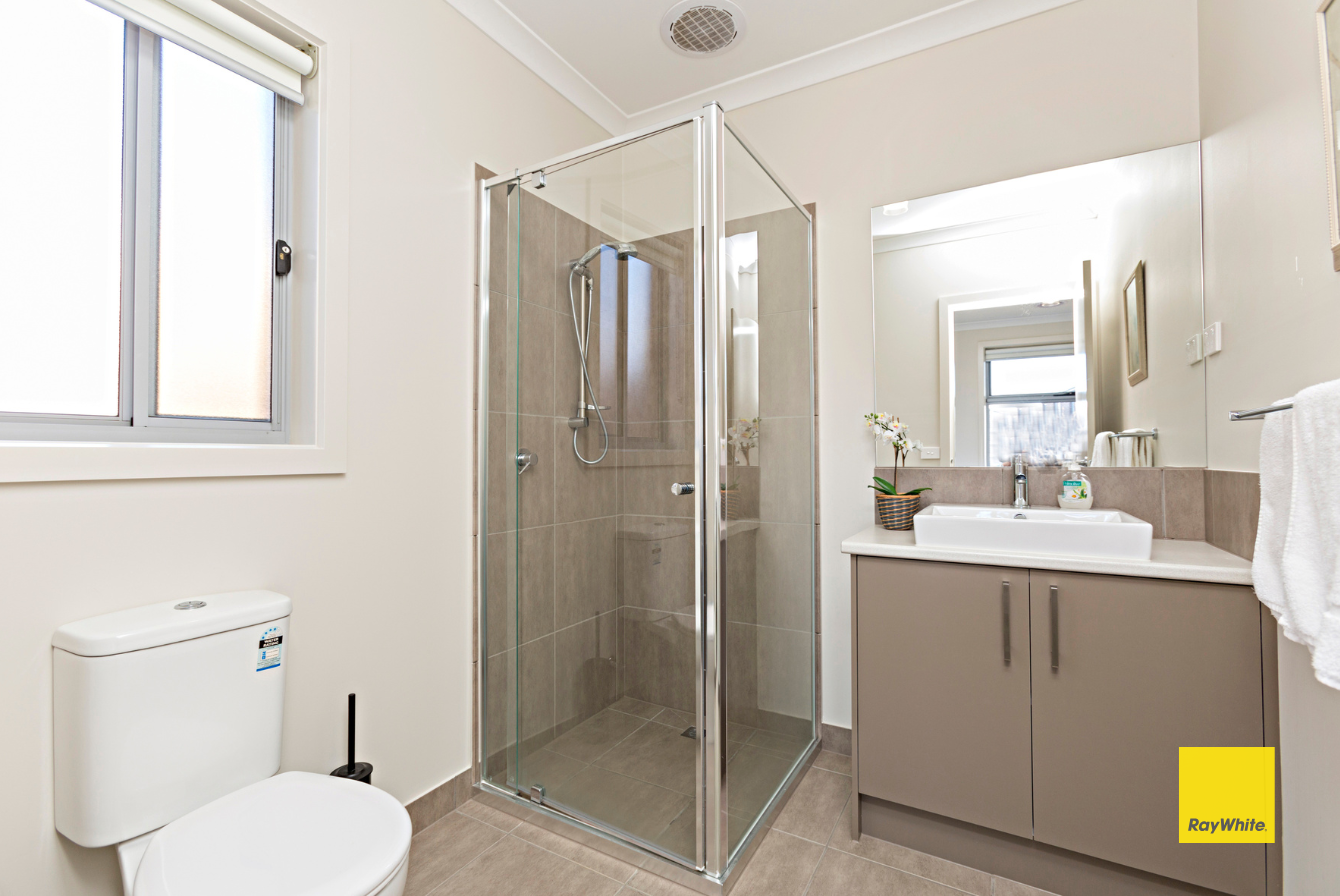 11 Rochester Drive — photo 10 of 13