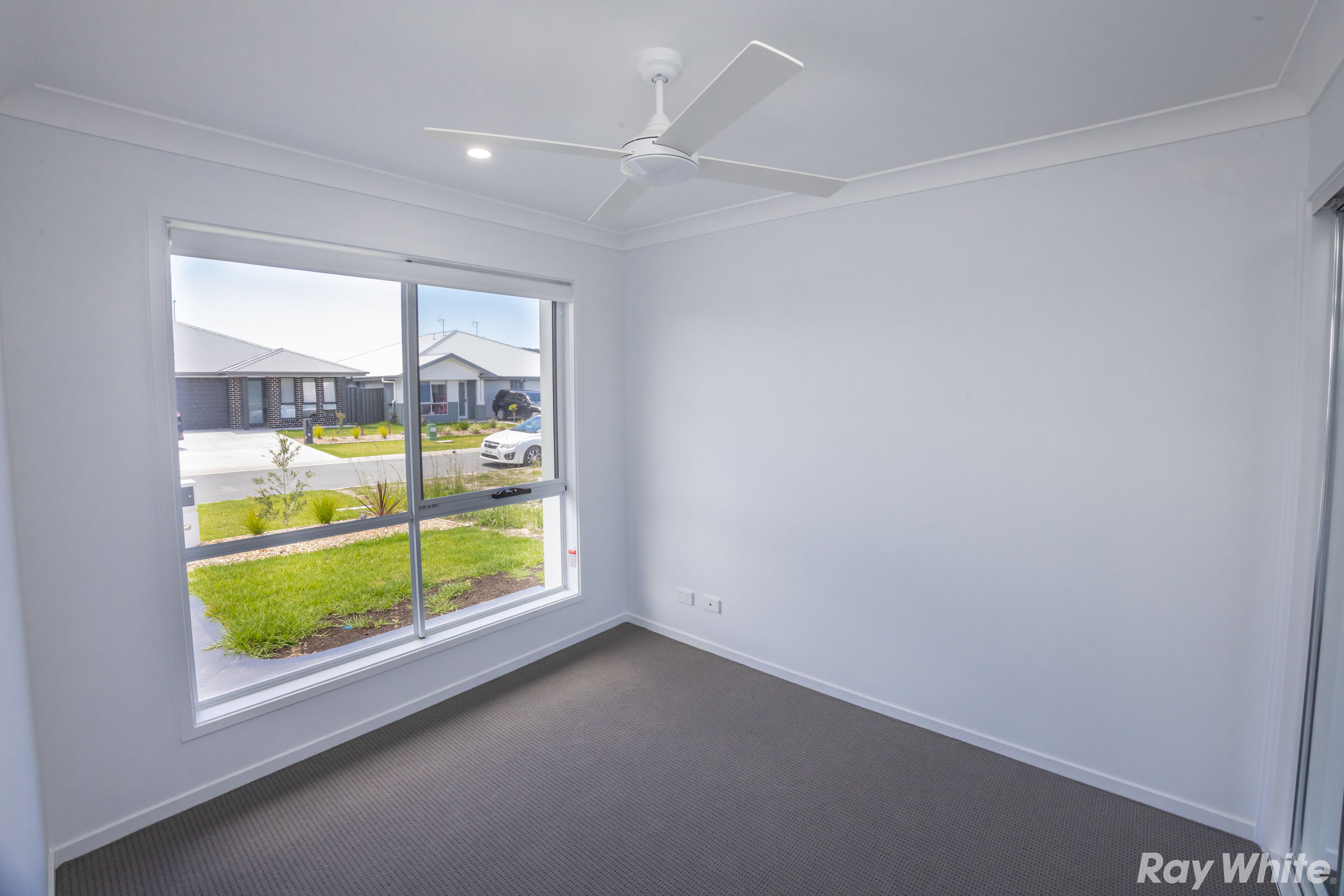 2/5 Algona Road, Forster, NSW 2428