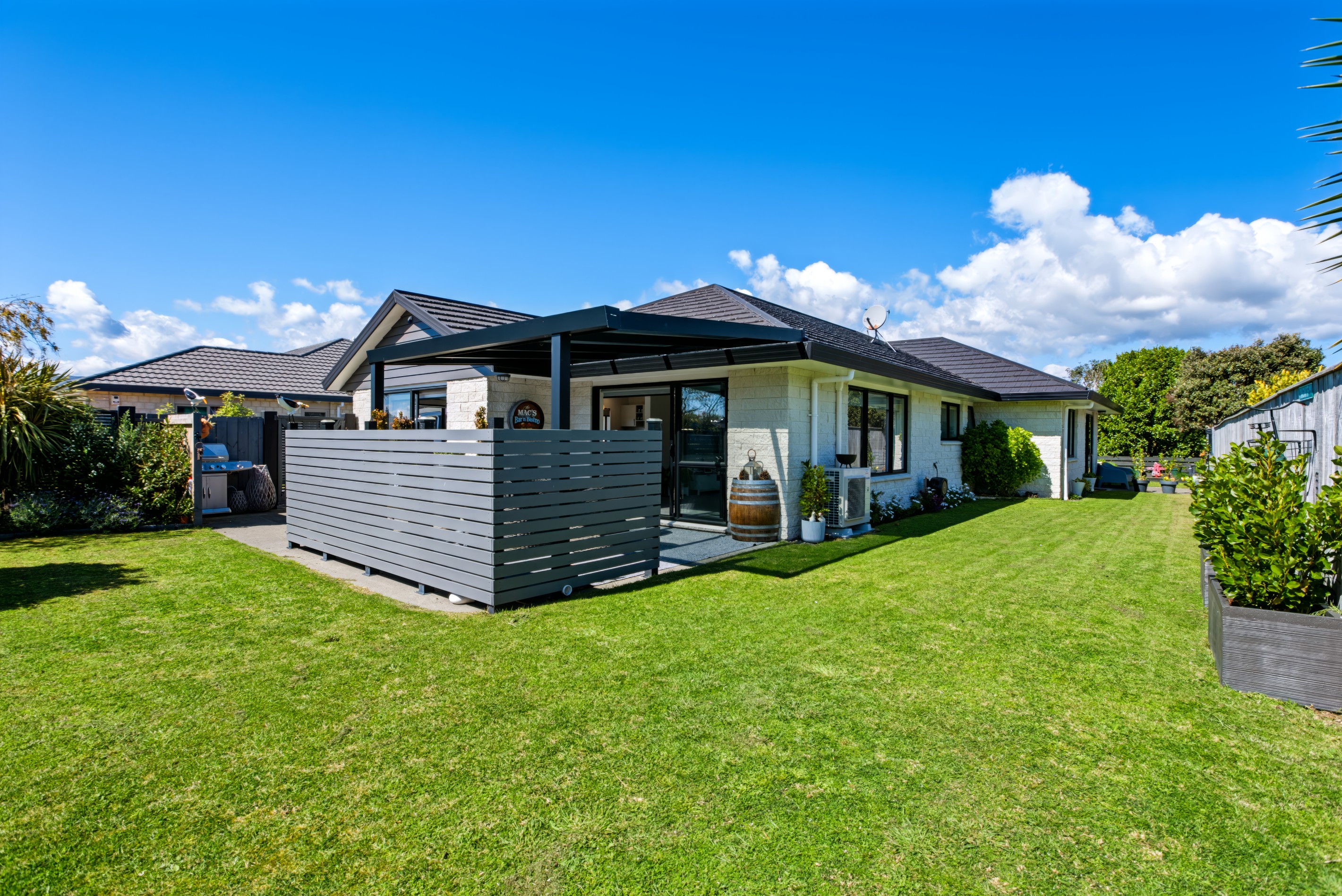 84 The Drive, Paraparaumu Beach, Kapiti Coast District