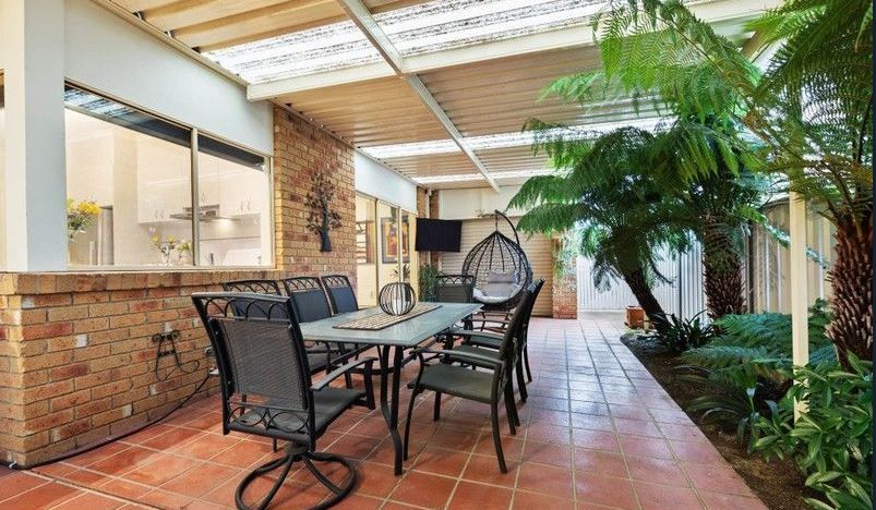 5 Earlswood Close, Caroline Springs, VIC 3023