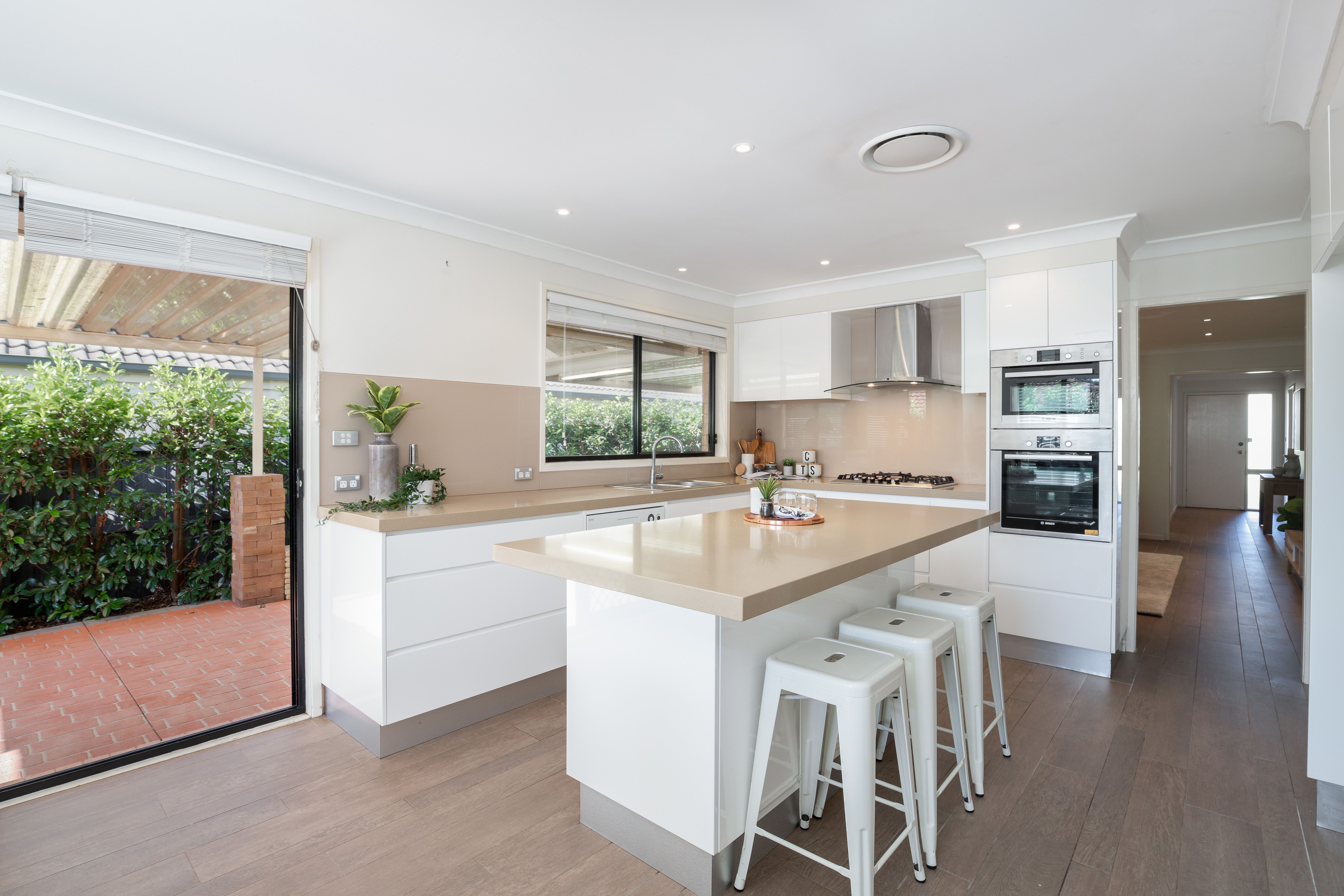 37 Comet Circuit, Beaumont Hills, NSW 2155