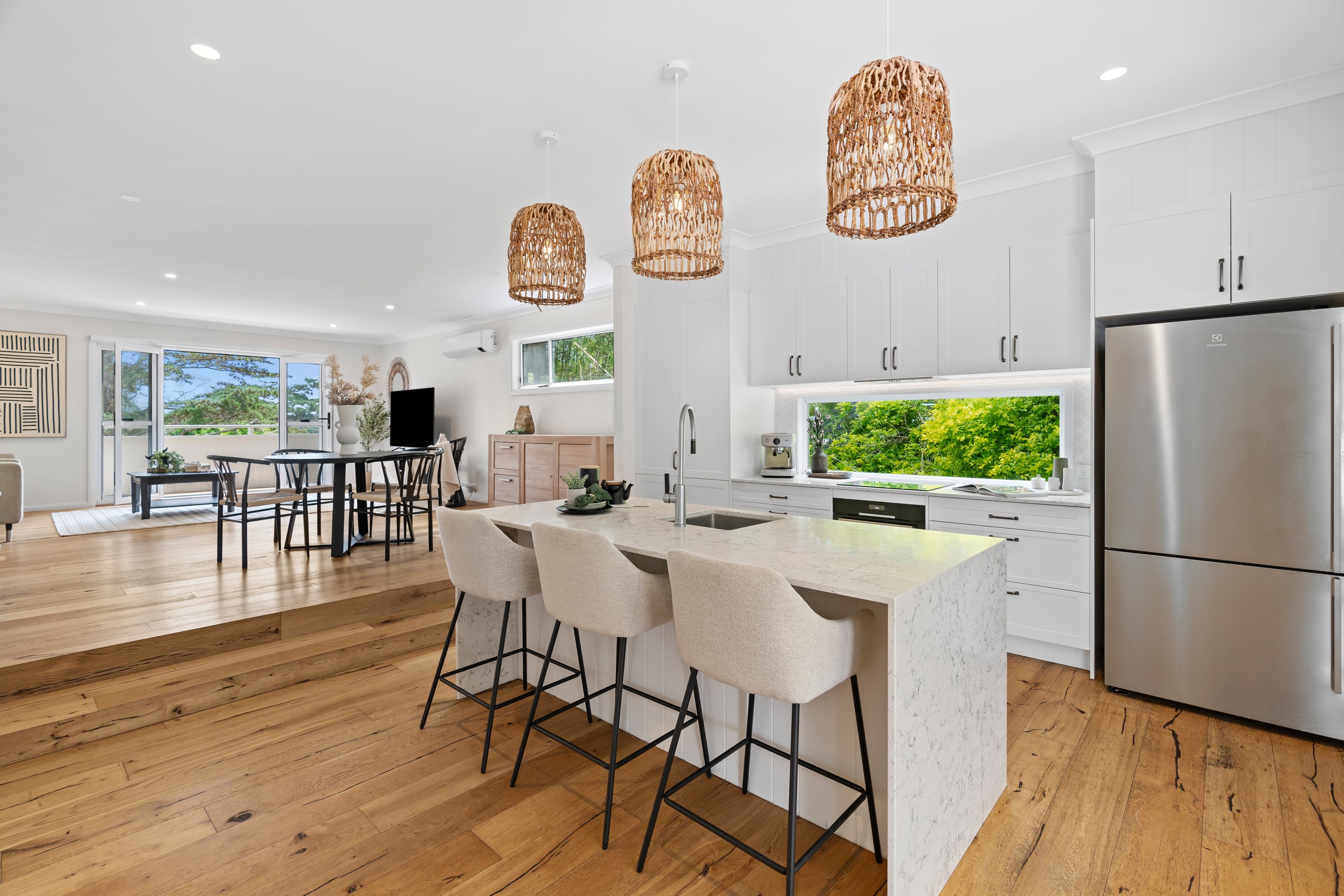 11 Cabbage Tree Avenue, Avoca Beach, NSW 2251