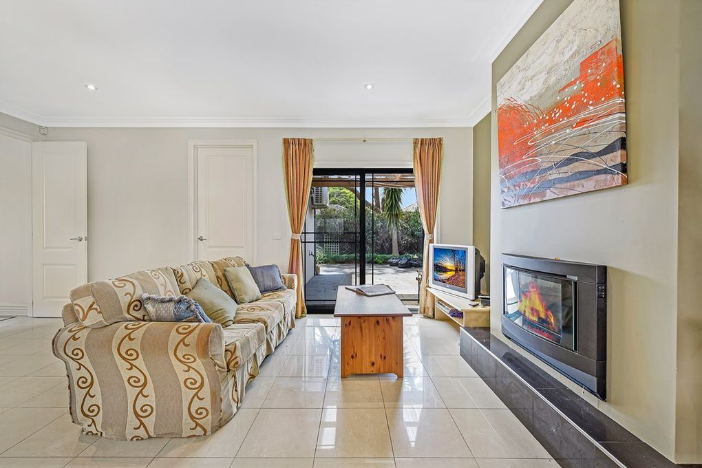 1/2 Alexander Avenue, Oakleigh East, VIC 3166