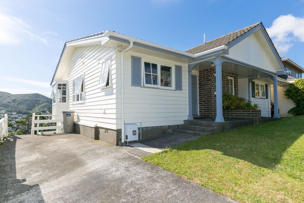 24a Parklands Drive, Karori, Wellington City