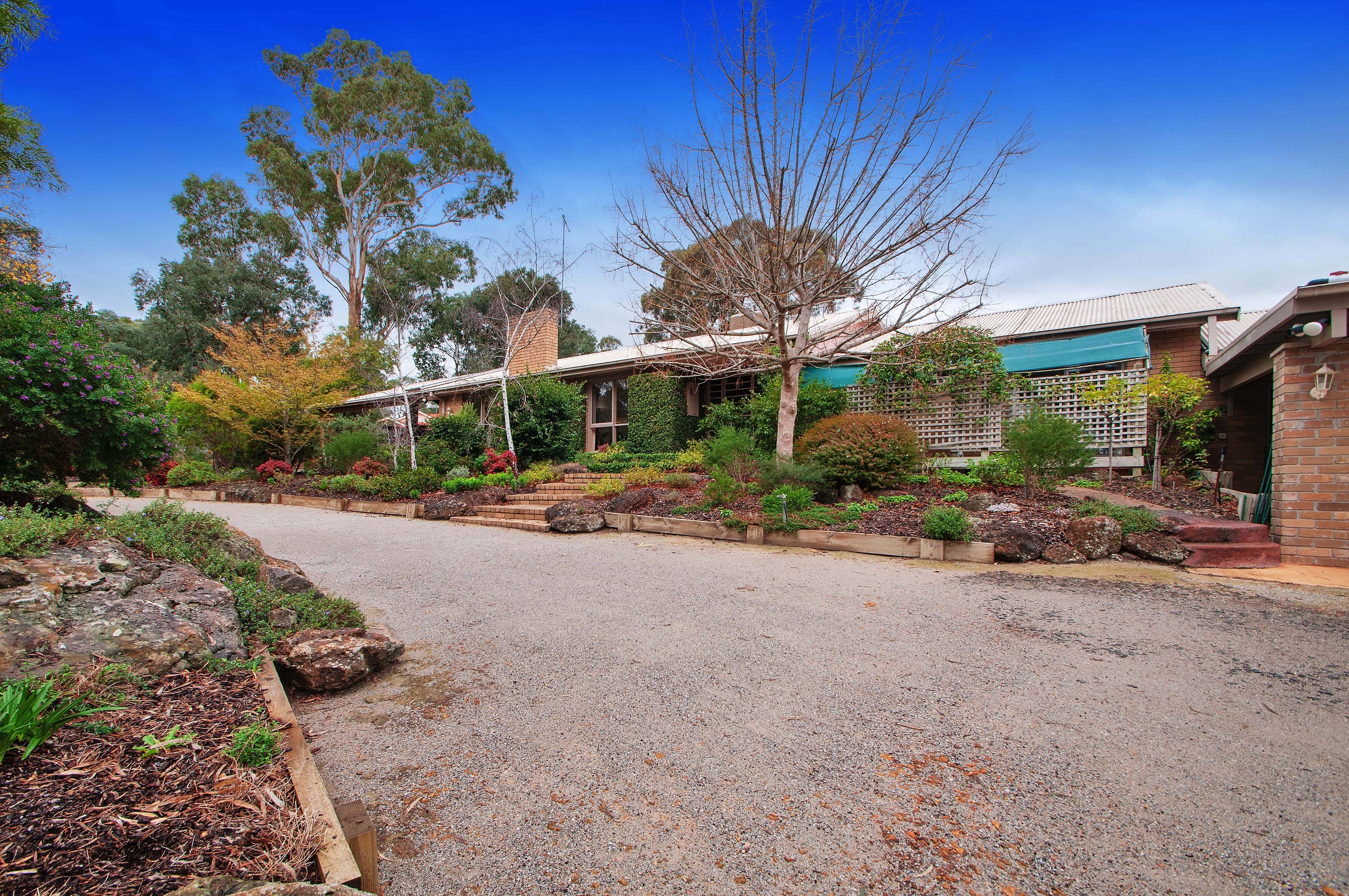 16 Victoria Close, Eltham, VIC 3095