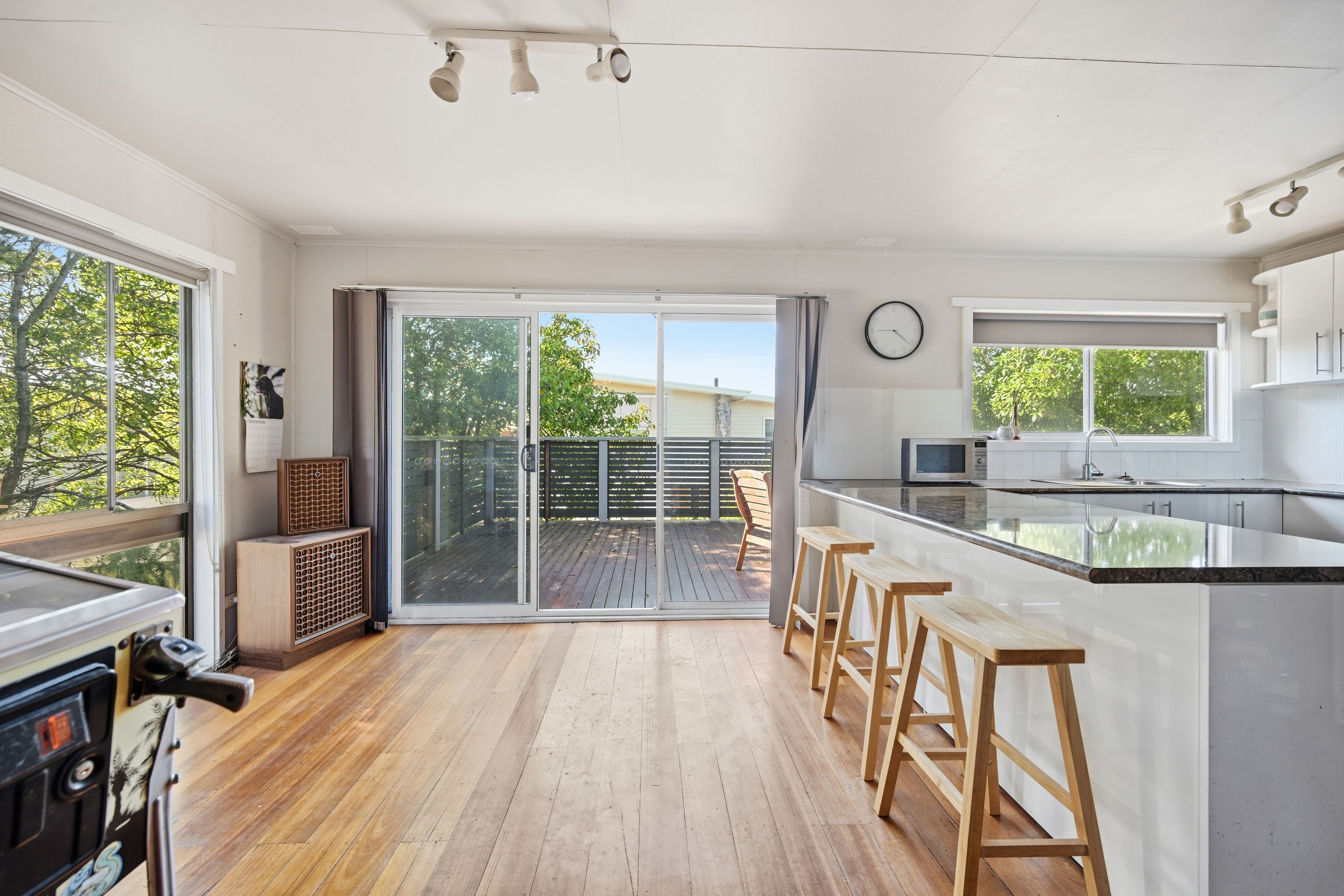 33 Abeckett Street — photo 7 of 16