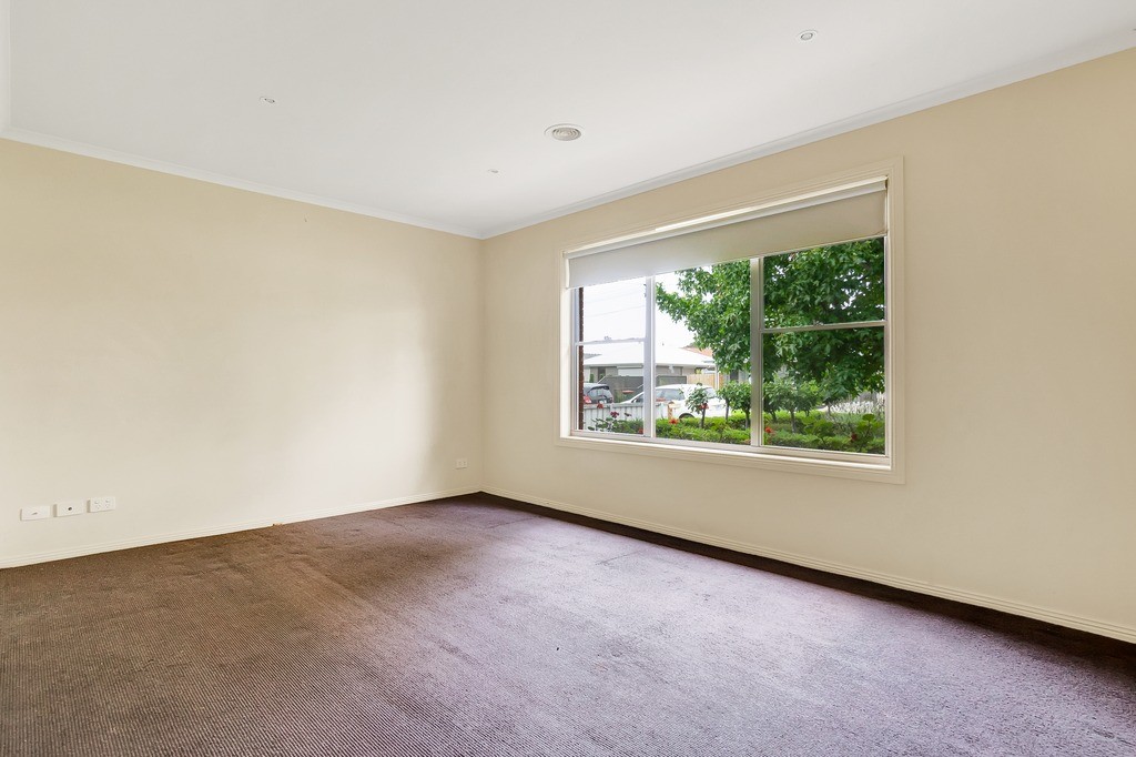 1/10 Dixon Avenue, Werribee, VIC 3030