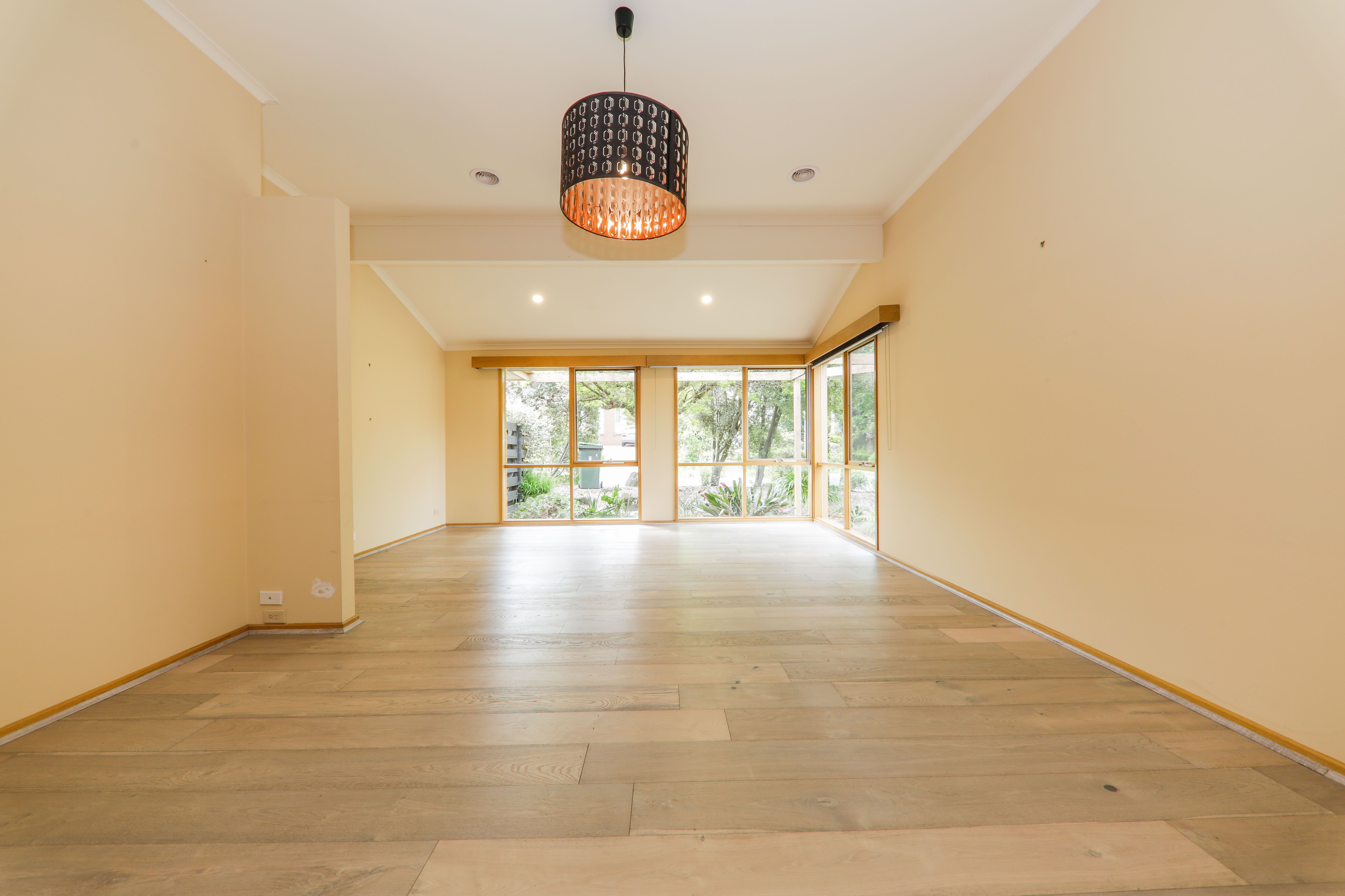 4 Henley Avenue, Vermont South, VIC 3133