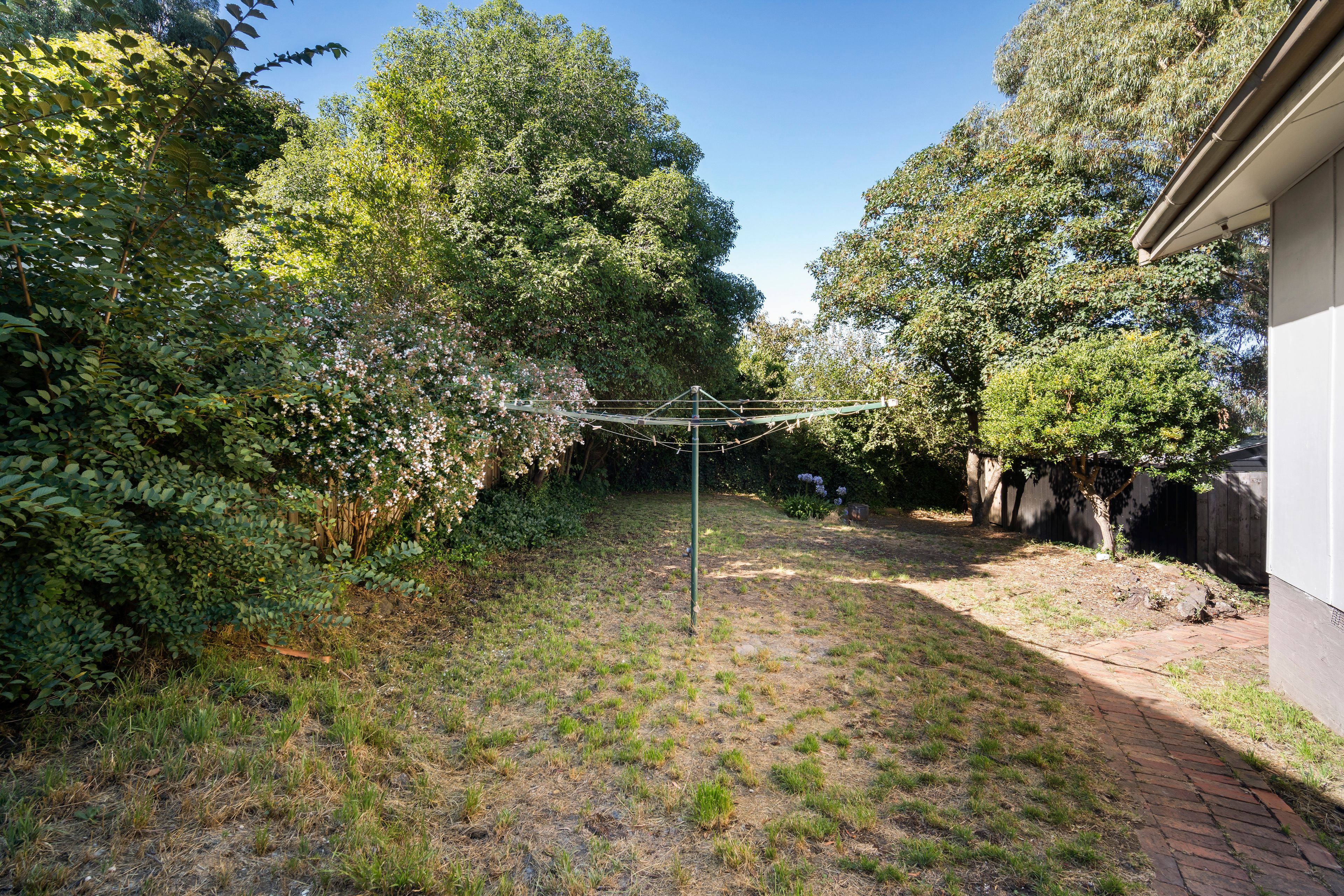 704 York Street — photo 10 of 12