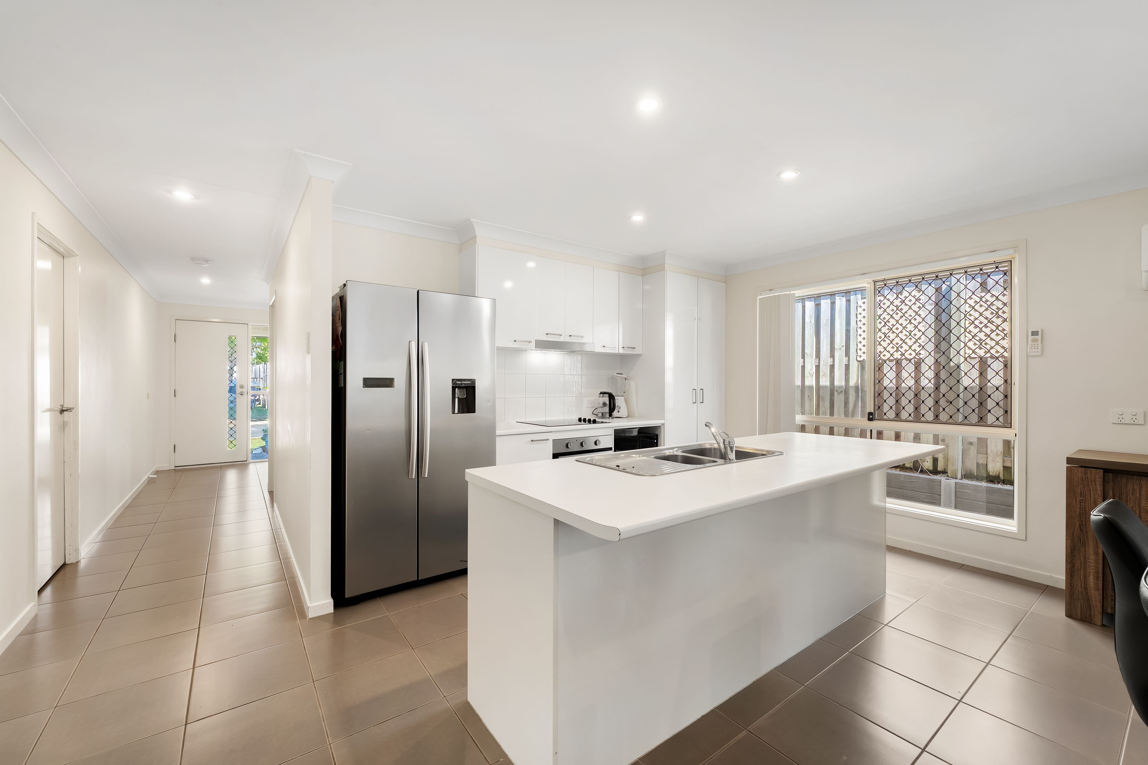 15 Bowerbird Crescent, Dakabin, QLD 4503