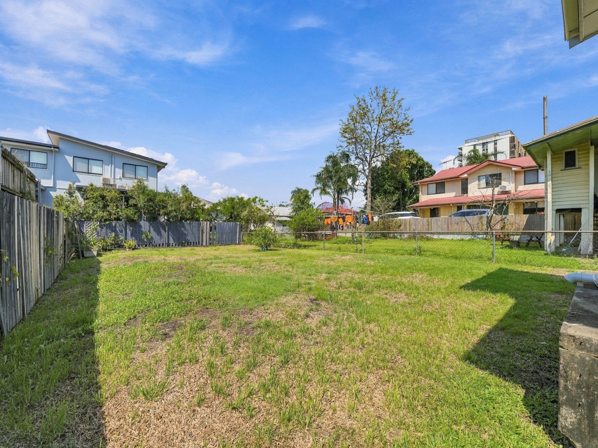 28 Latham Street — photo 11 of 14