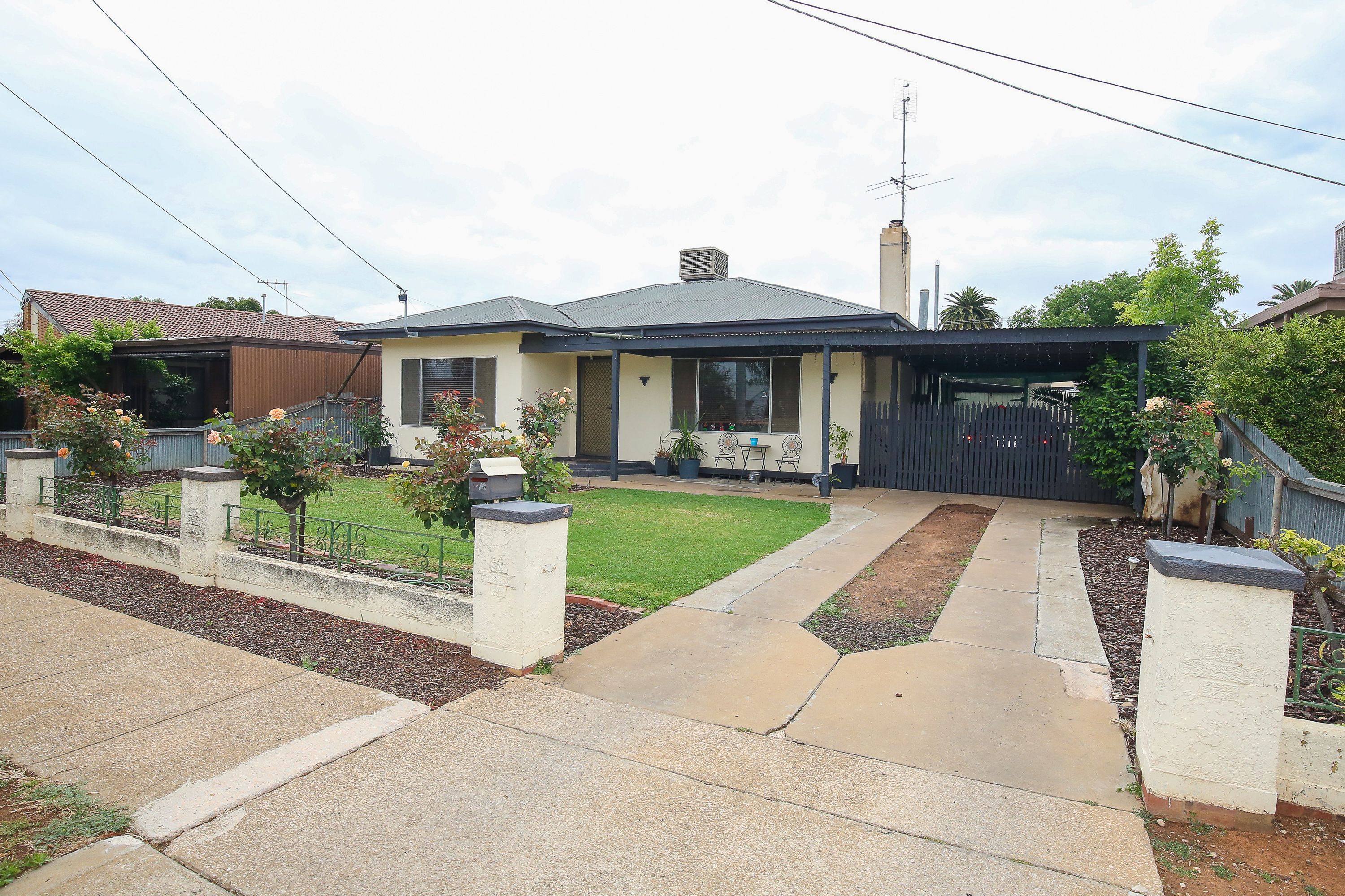 9 Logan Avenue, Mildura, VIC 3500