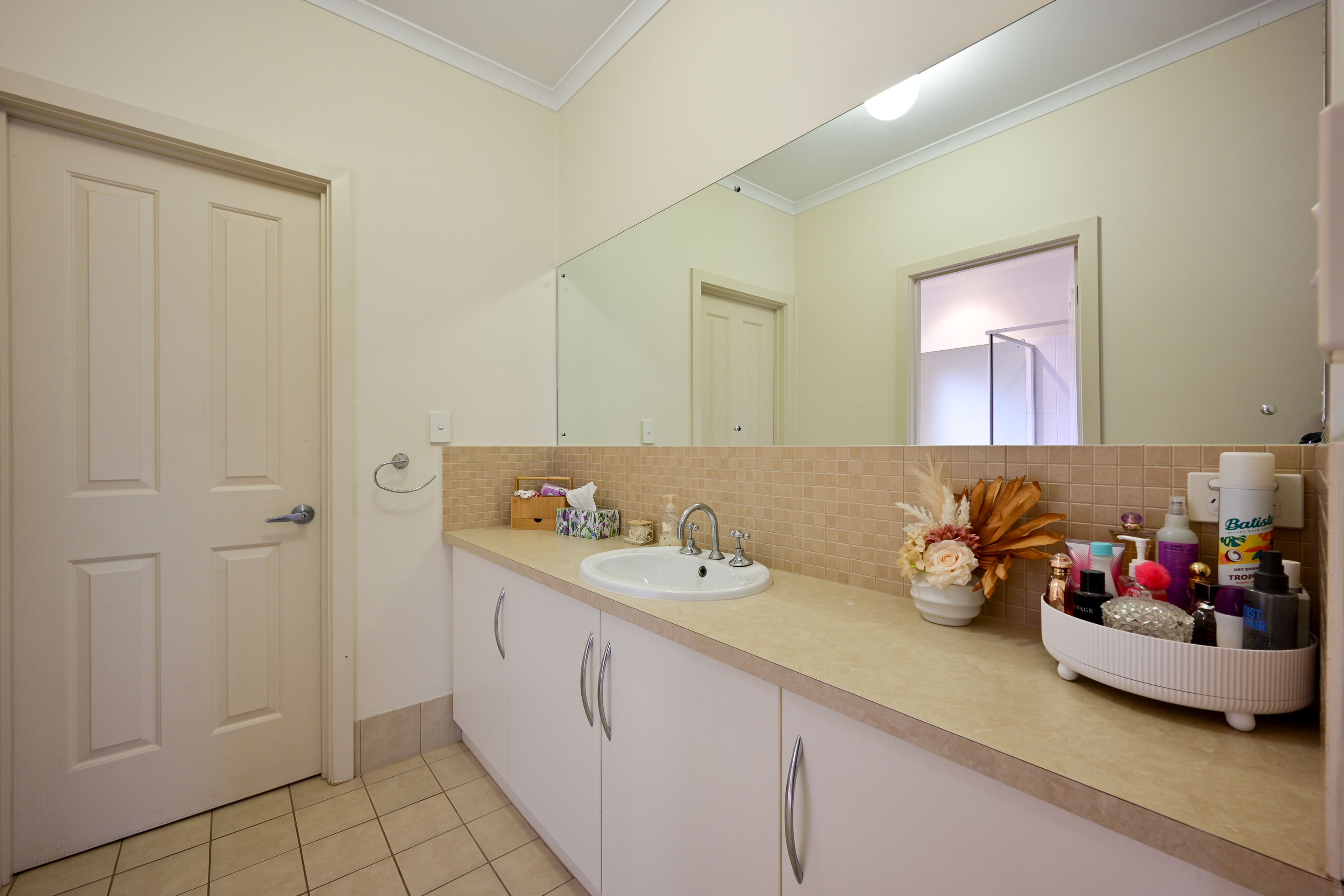 34 Jensen Avenue — photo 12 of 17