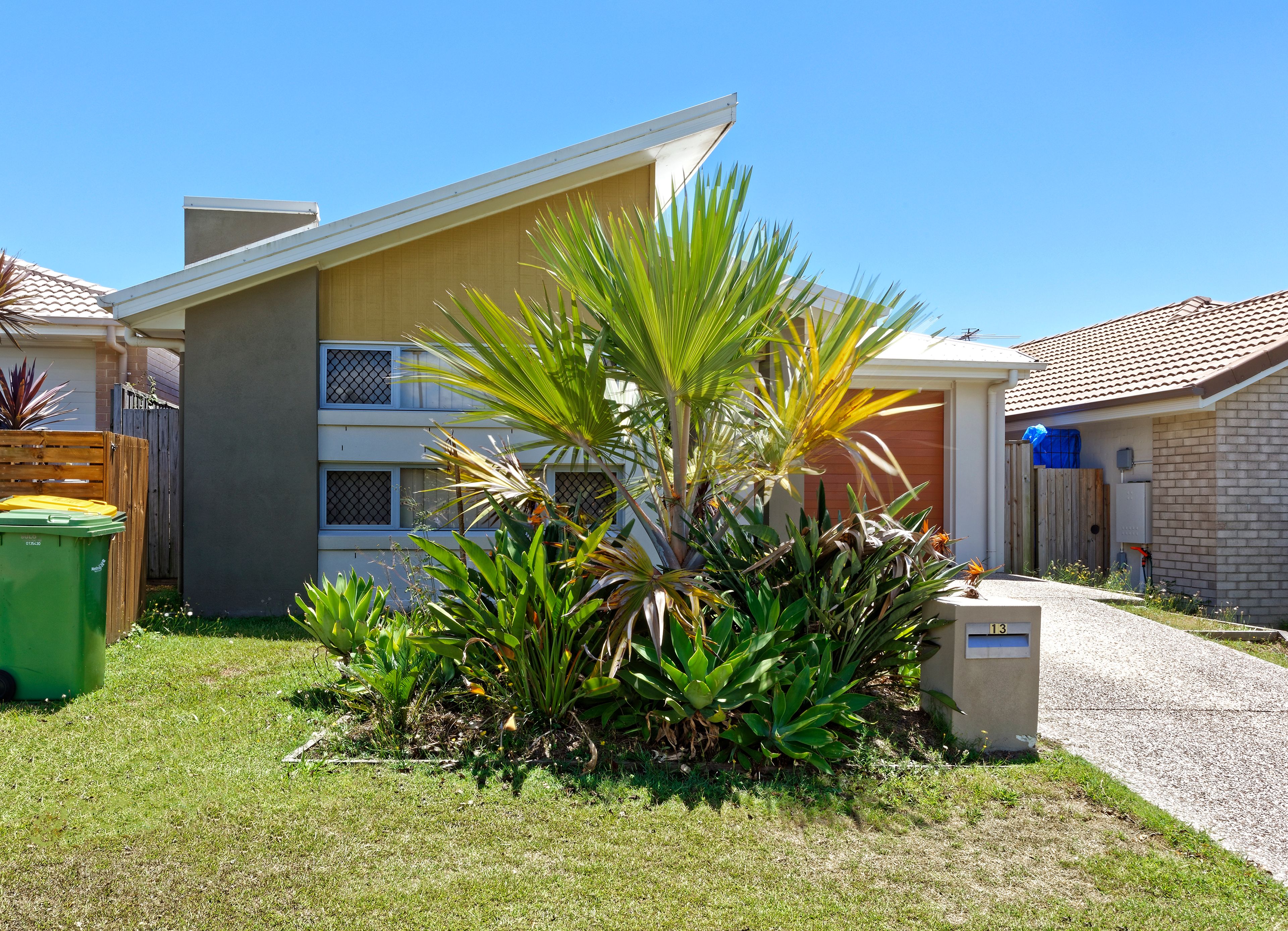 13 Kingfisher Street, Dakabin, QLD 4503