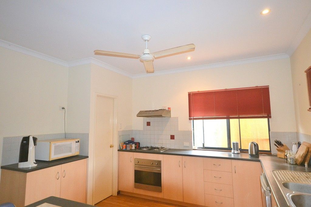 37 Kapang Drive — photo 15 of 30