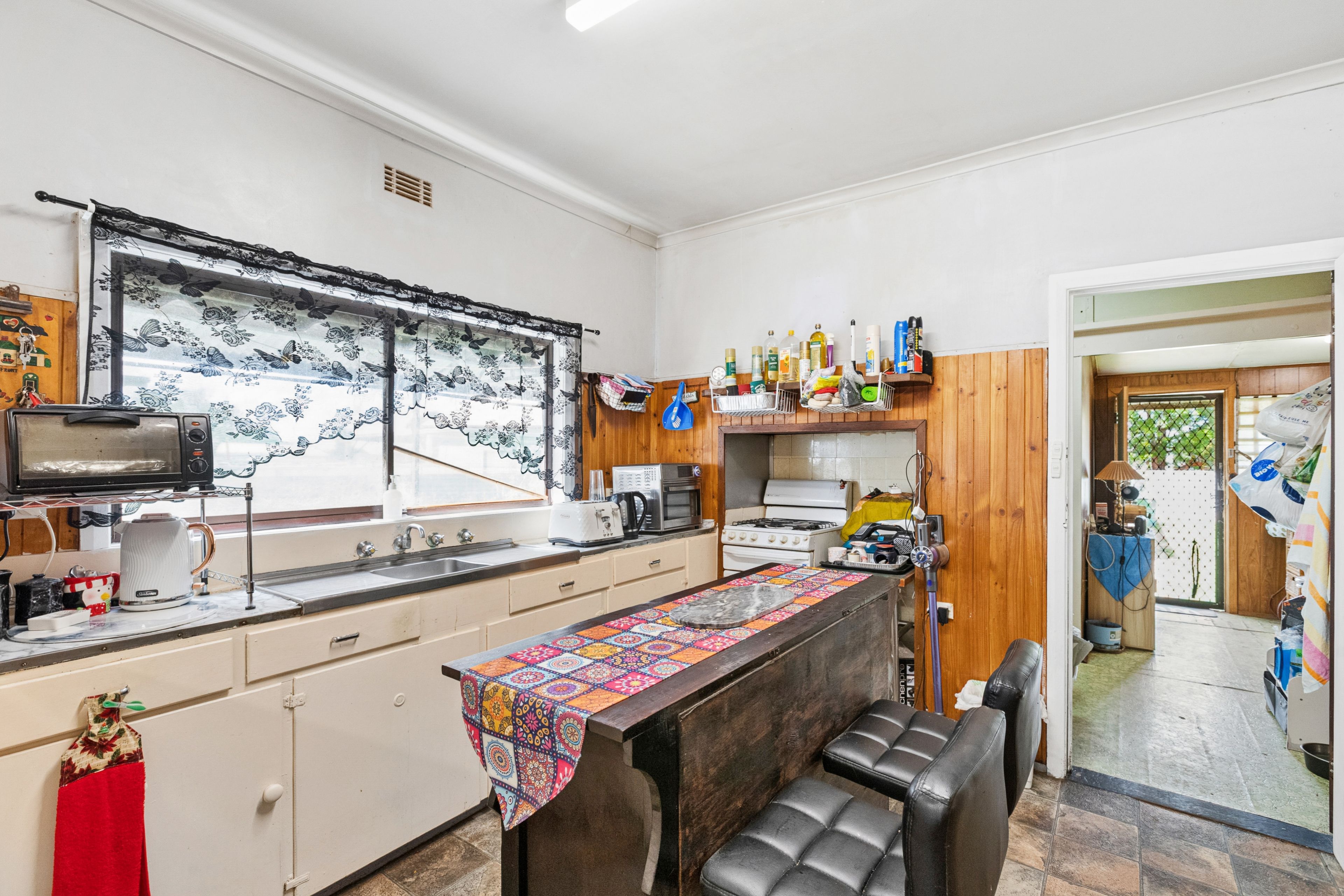 72 Tapio Street — photo 5 of 20